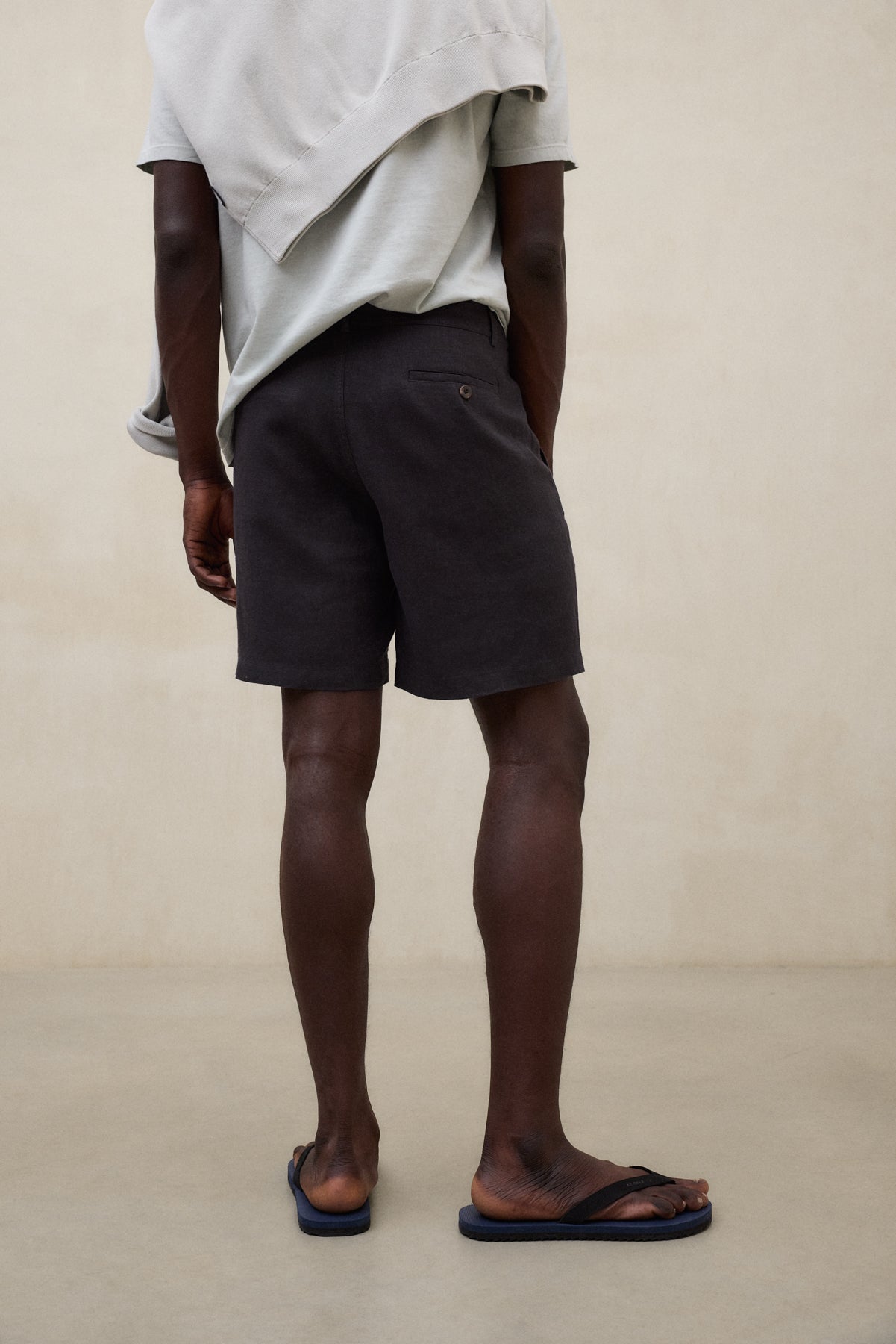 SHORTS TIKA DUNKELGRAU