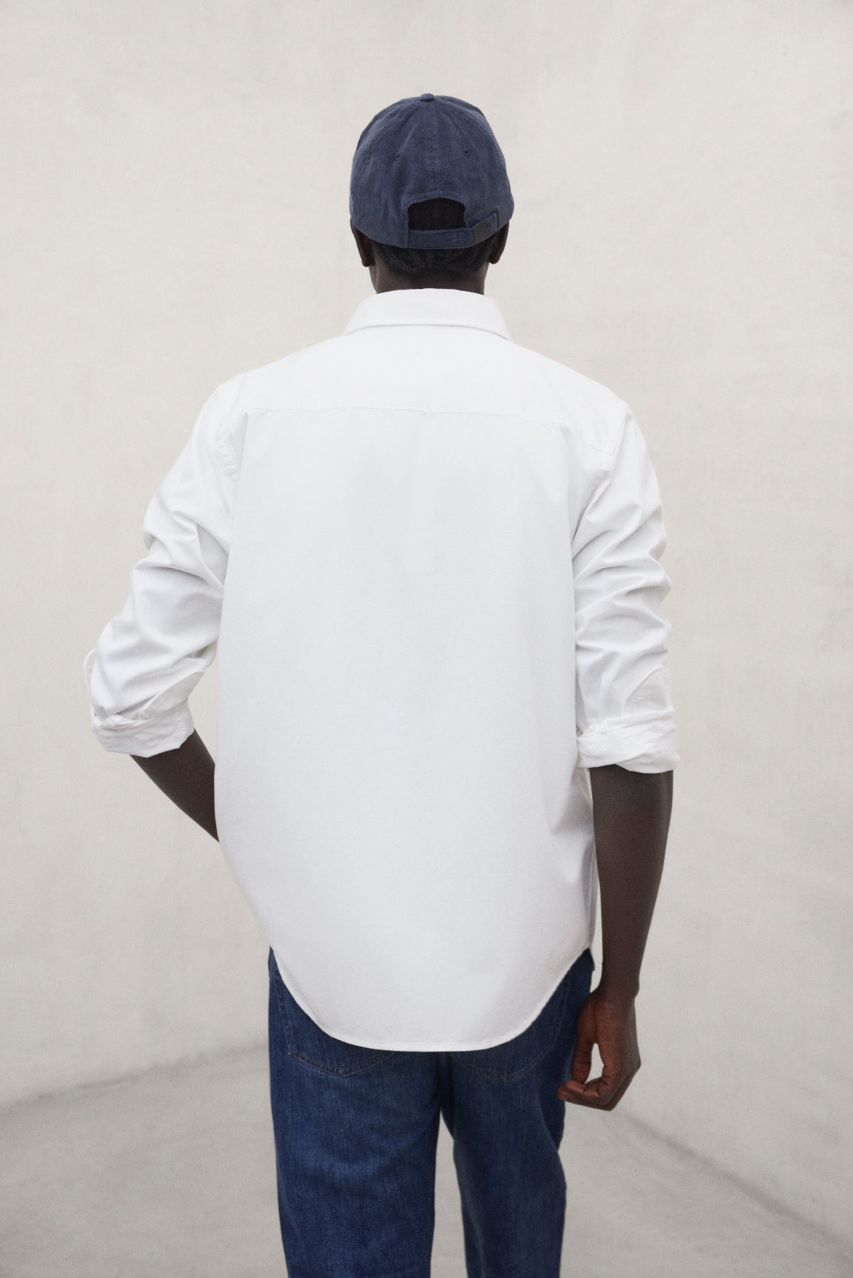 WHITE ANTEJO SHIRT