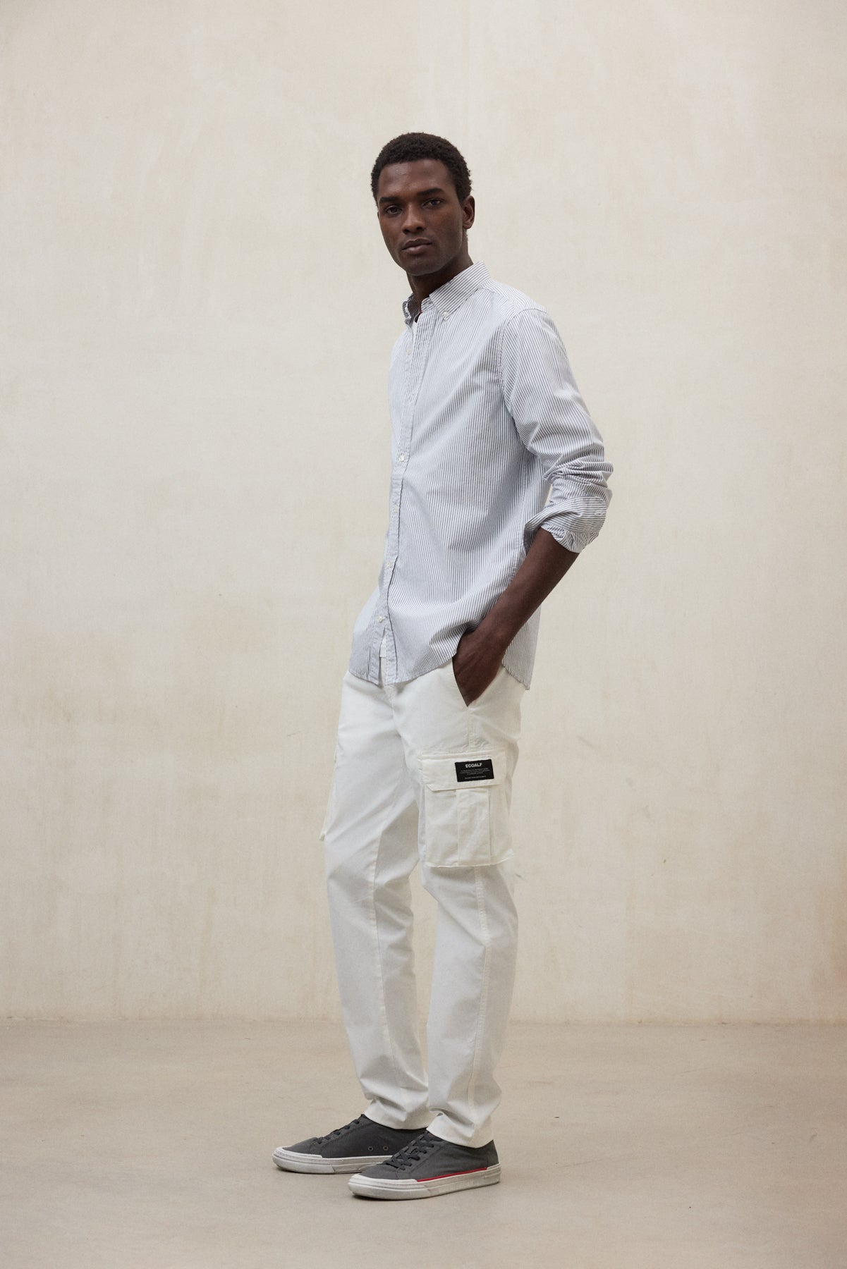 WHITE NAVY BLUE STRIPED ANTONIO SHIRT