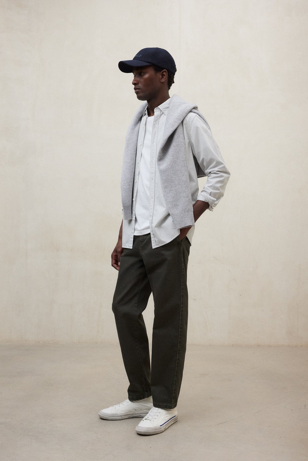 WHITE RED STRIPED ANTONIO SHIRT