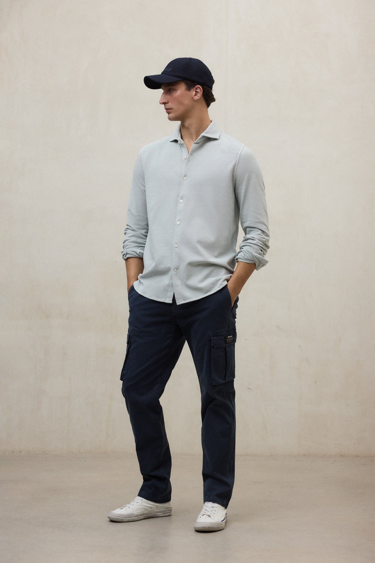 LIGHT GREY GOTHAM SHIRT