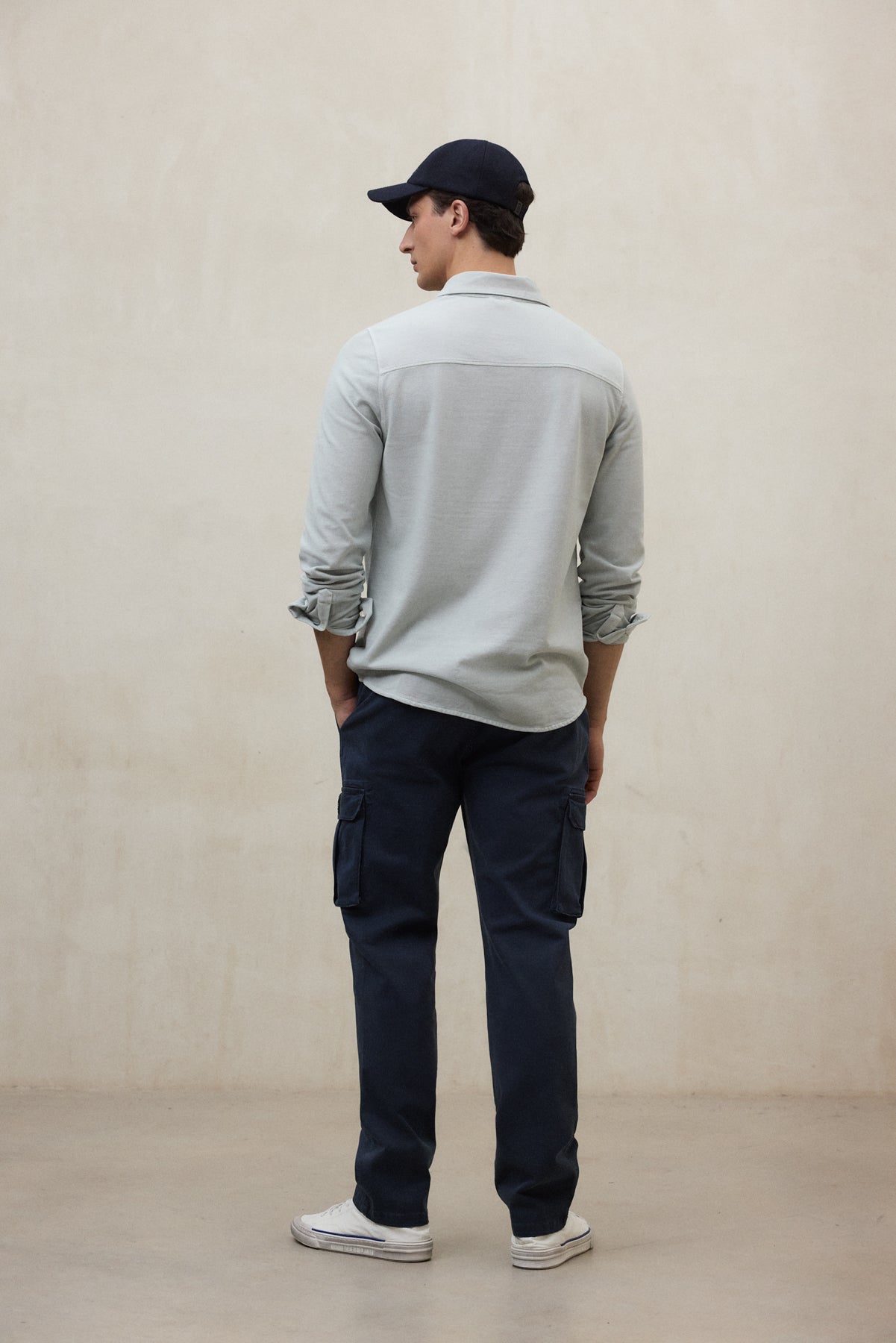 LIGHT GREY GOTHAM SHIRT