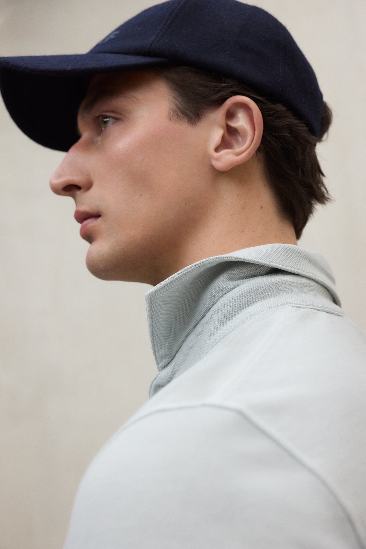 LIGHT GREY GOTHAM SHIRT