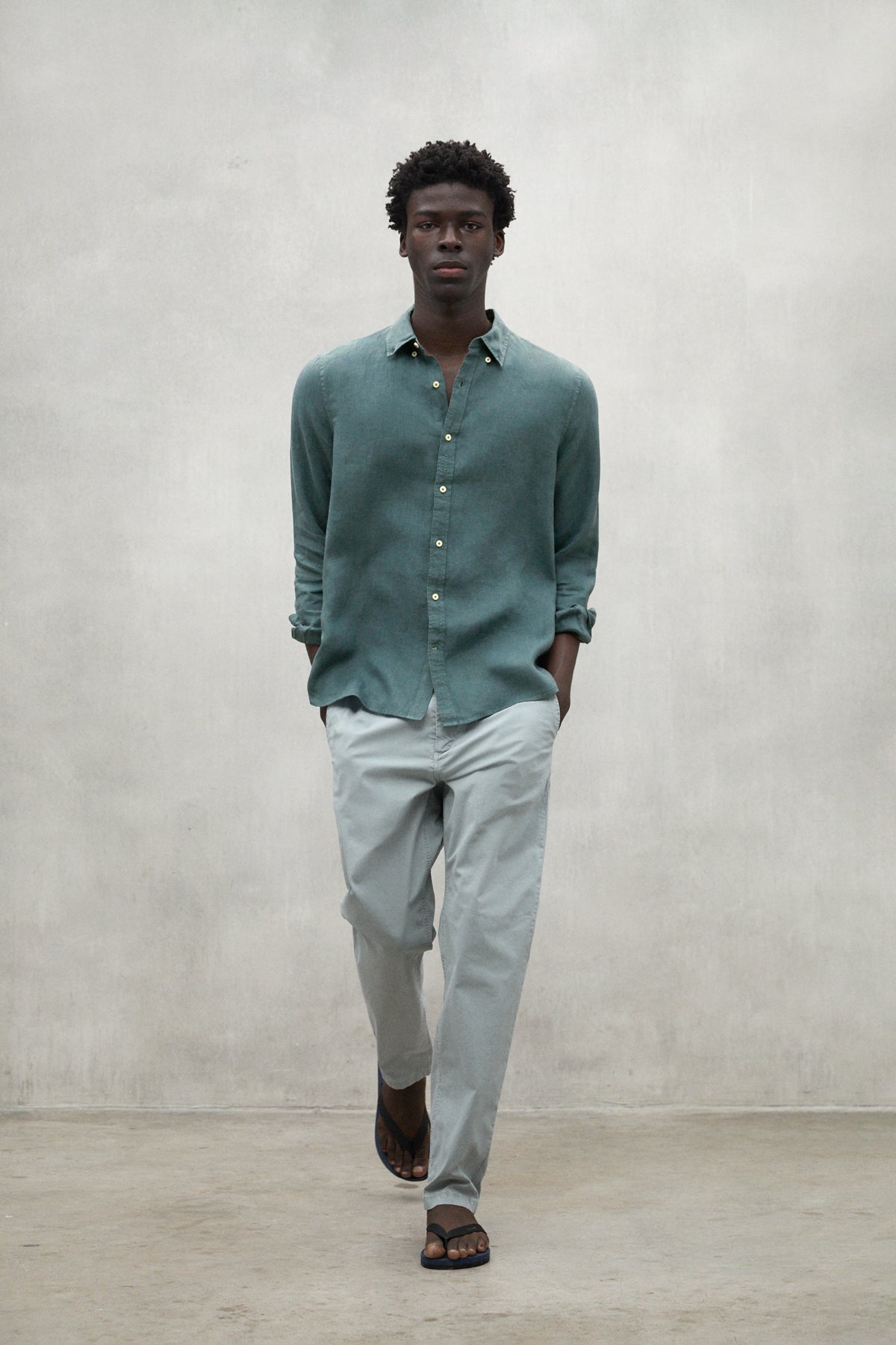 Sustainable Men's Linen Clothing | ECOALF