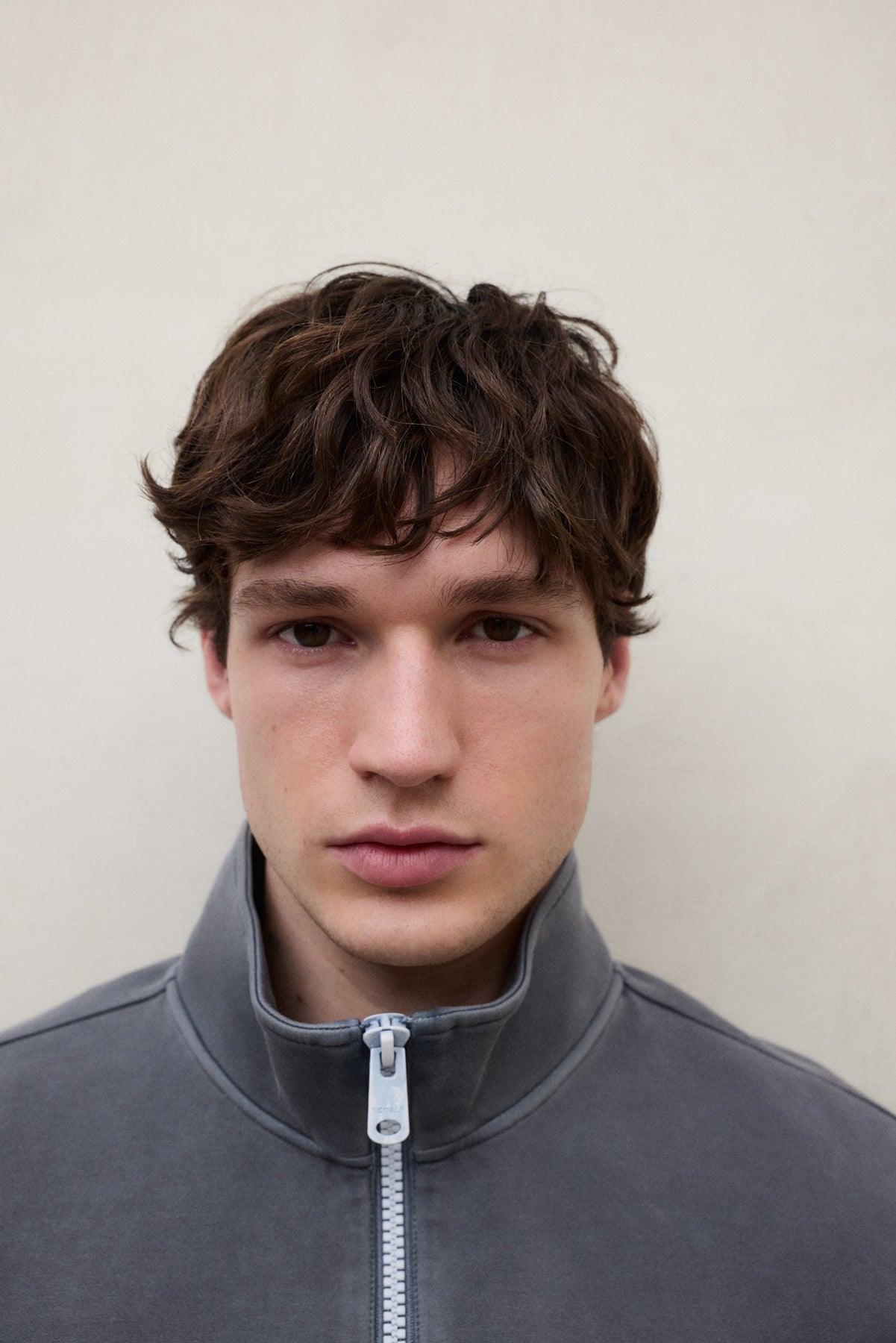 DARK GREY ALEX SWEATSHIRT