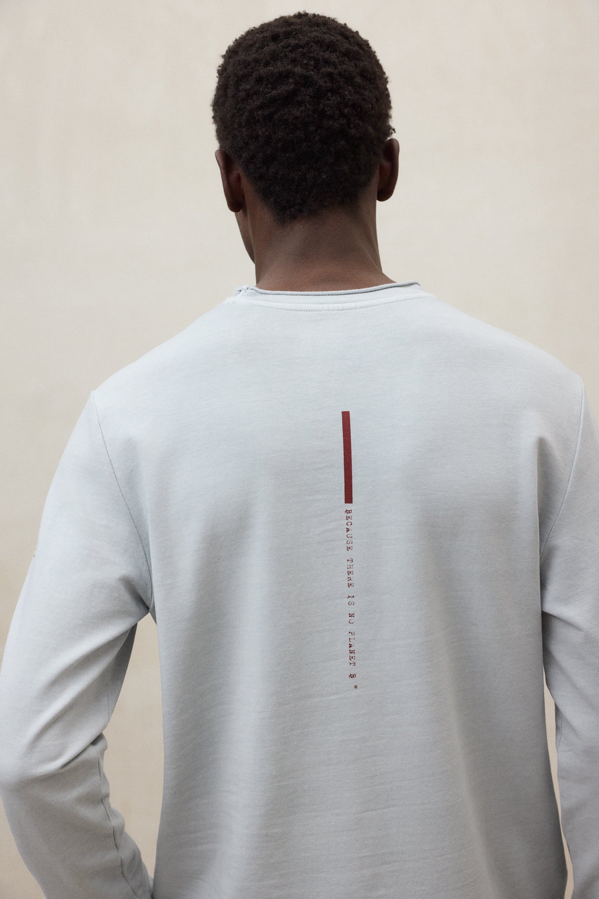 LIGHT GREY LONG-SLEEVED BETRO T-SHIRT