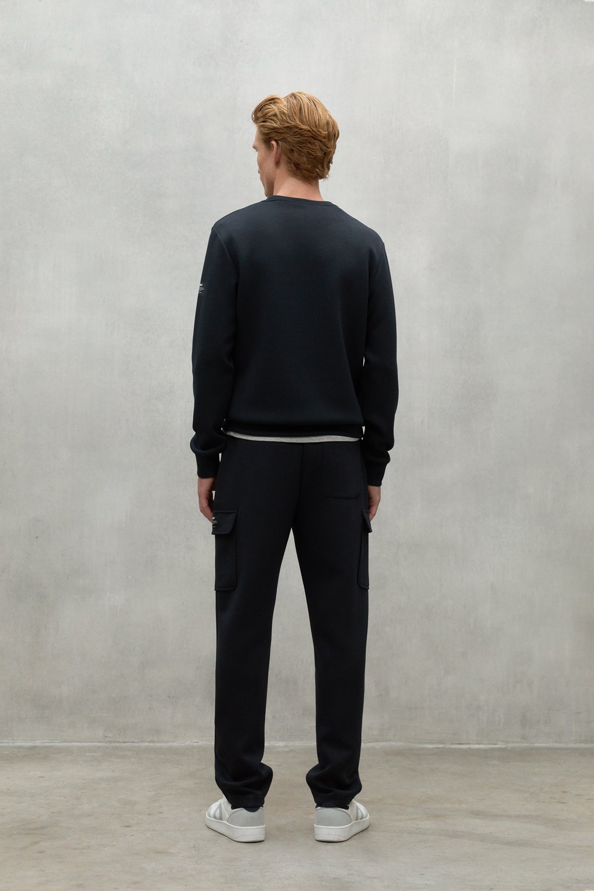 SUDADERA ARLES NEGRA