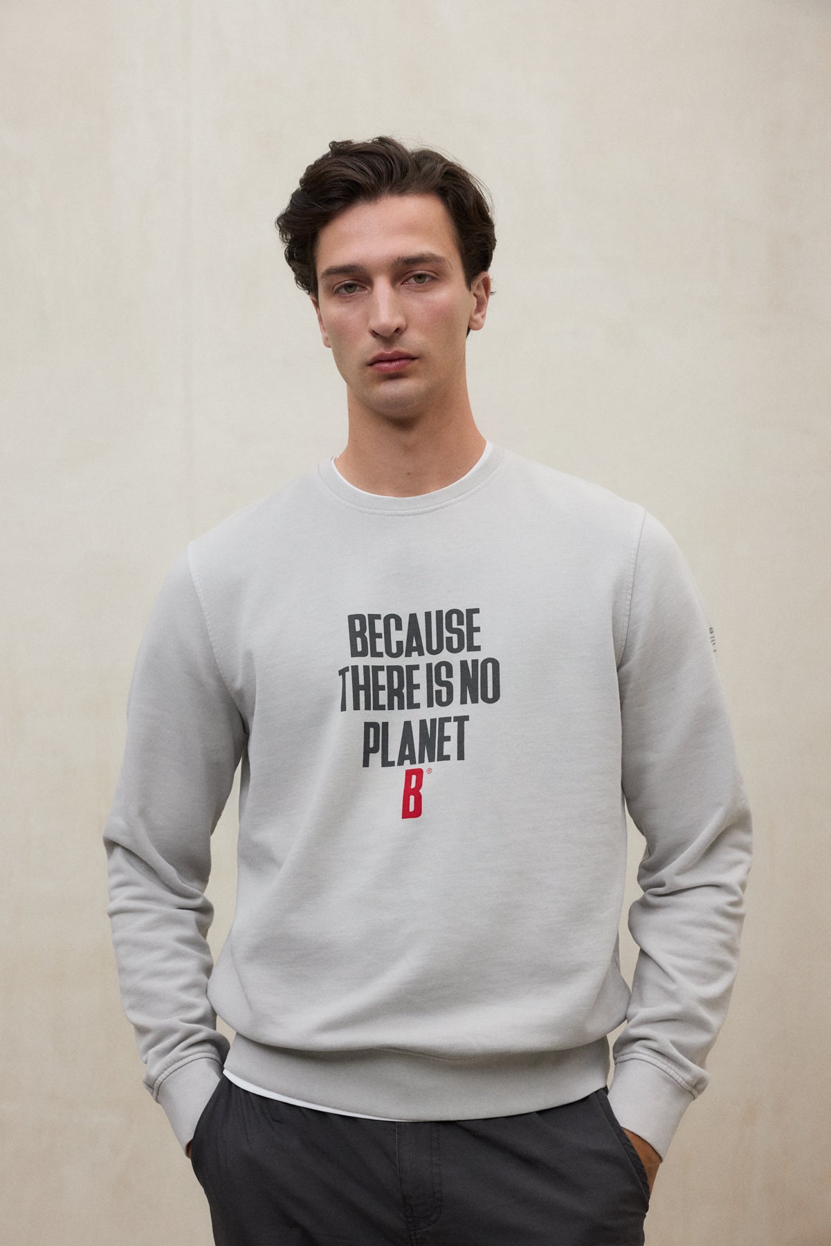 SUDADERA BARDERA GRIS CLARO