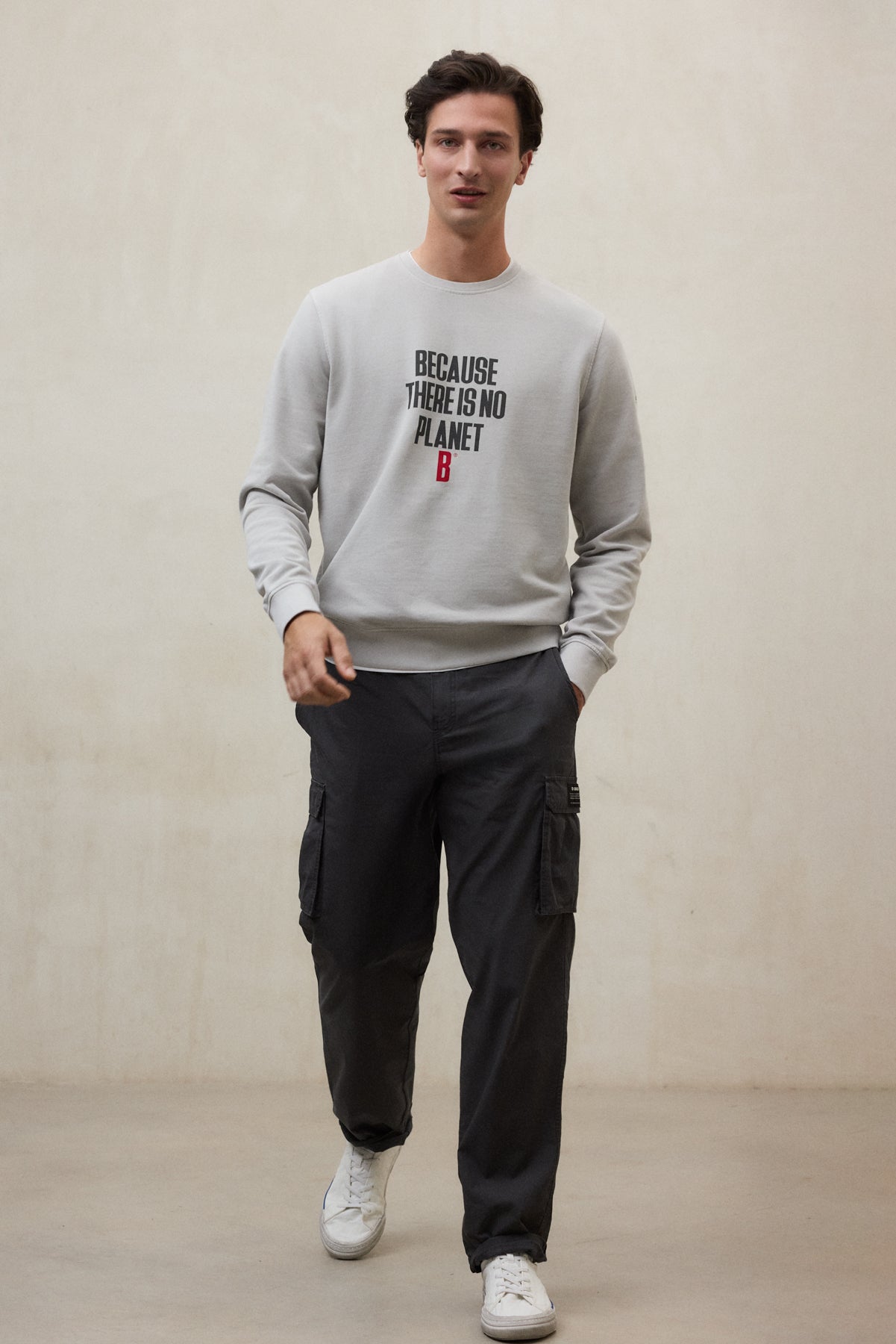 SUDADERA BARDERA GRIS CLARO