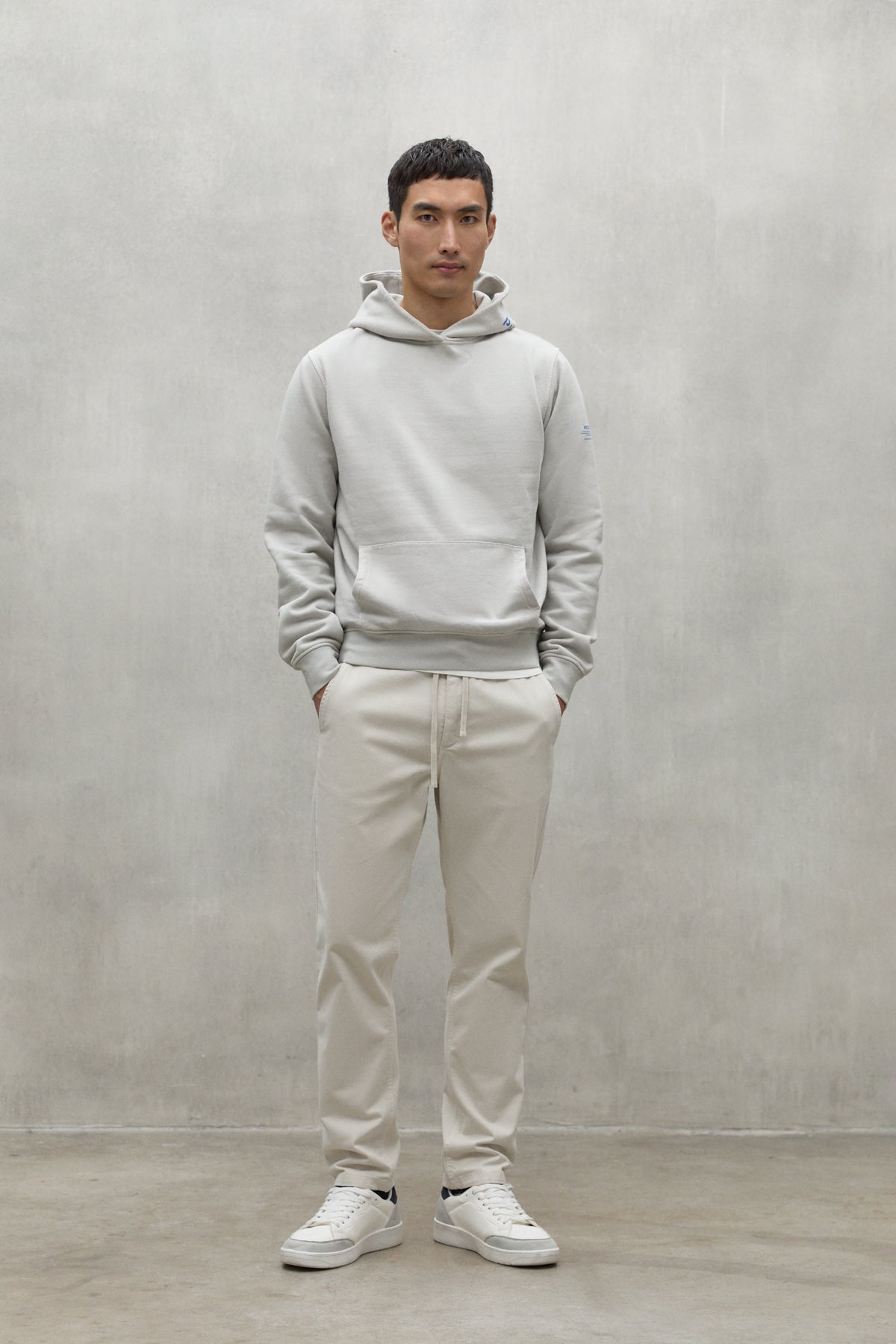 BEIGE DELMAR SWEATSHIRT