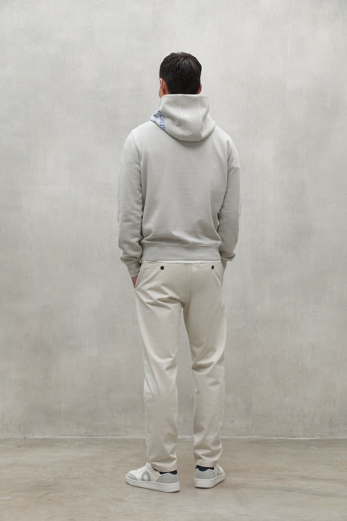 BEIGE DELMAR SWEATSHIRT