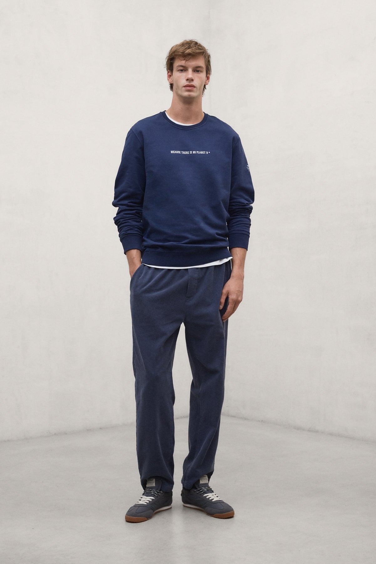 HOODIE DISA DUNKELBLAU