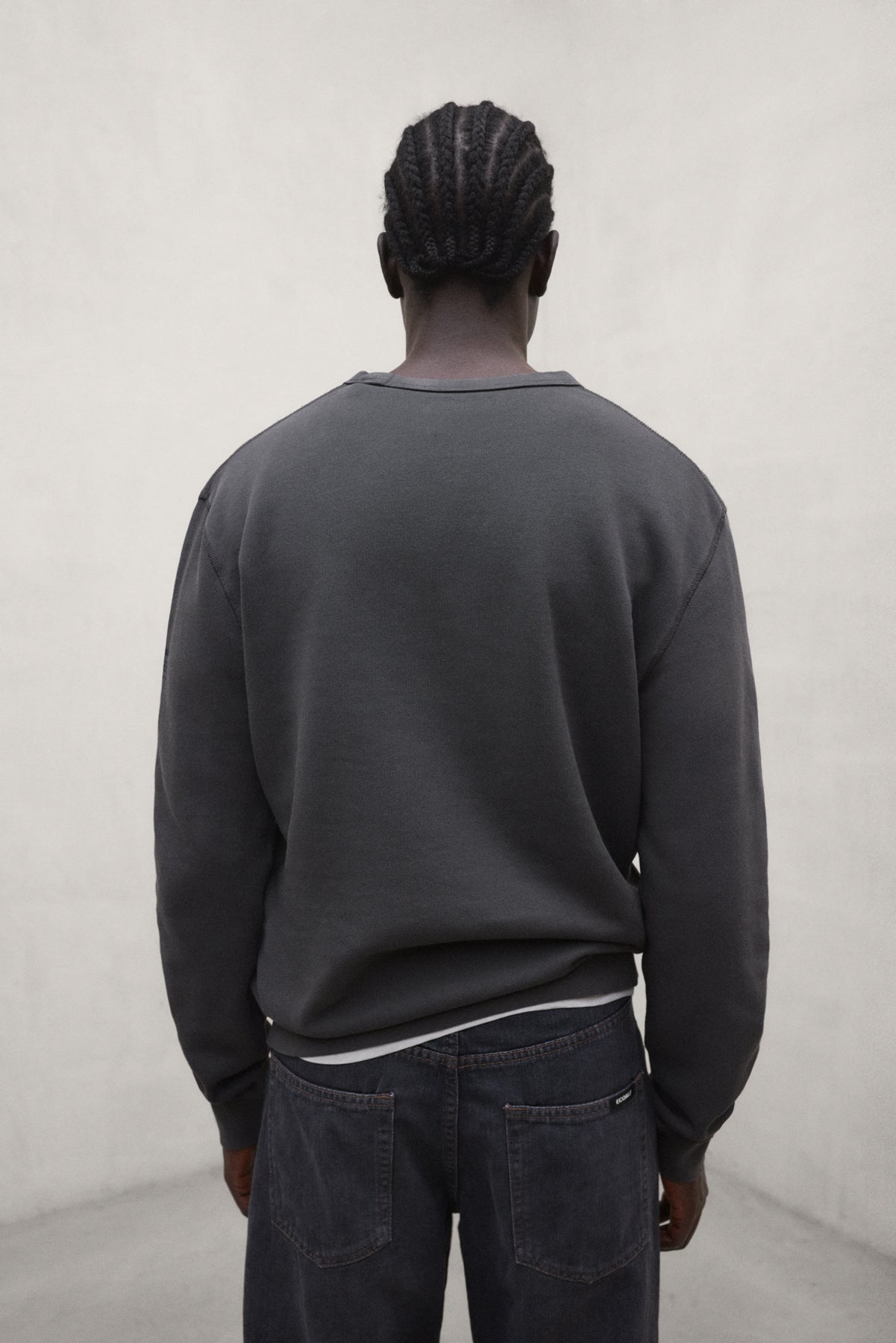SUDADERA GOLA GRIS OSCURO