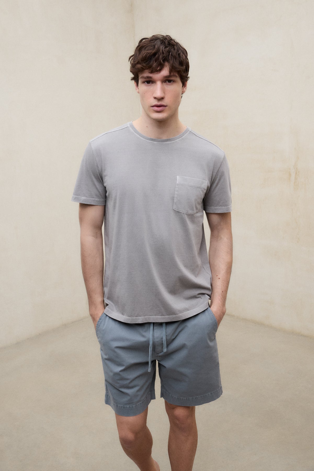 DARK GREY ALMA T-SHIRT