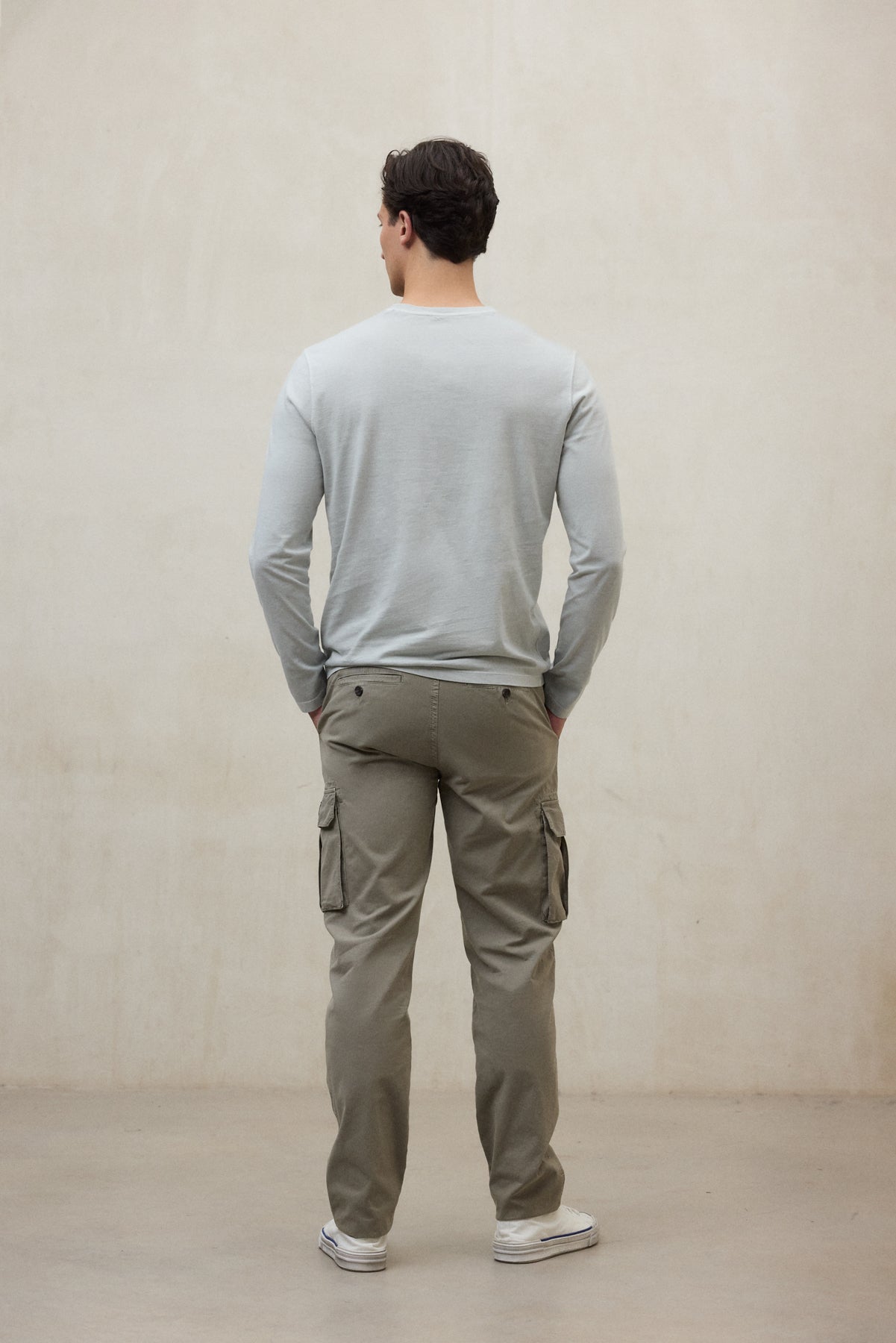 LIGHT GREY LONG-SLEEVED LAREDO T-SHIRT