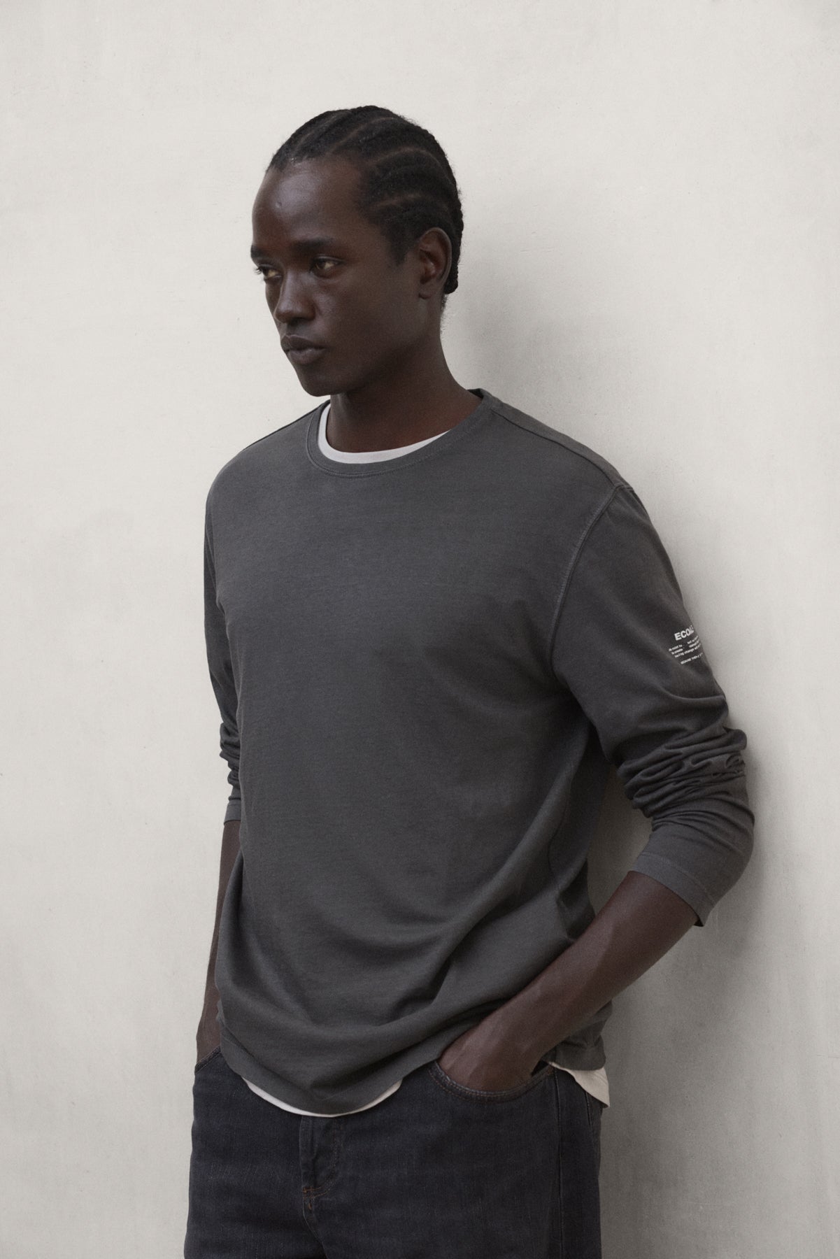 DARK GREY LONG-SLEEVED LAREDO T-SHIRT