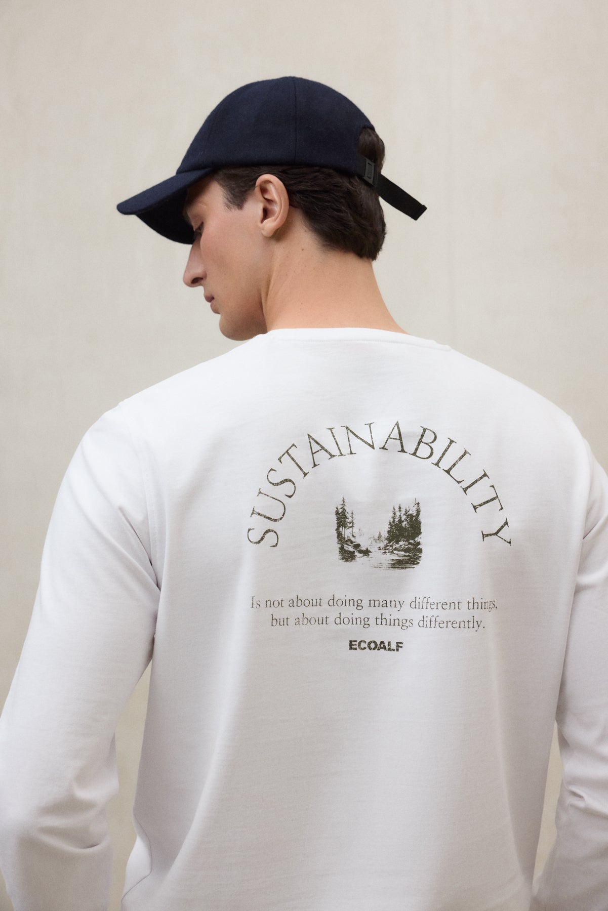 WHITE LONG-SLEEVED MAMPI T-SHIRT