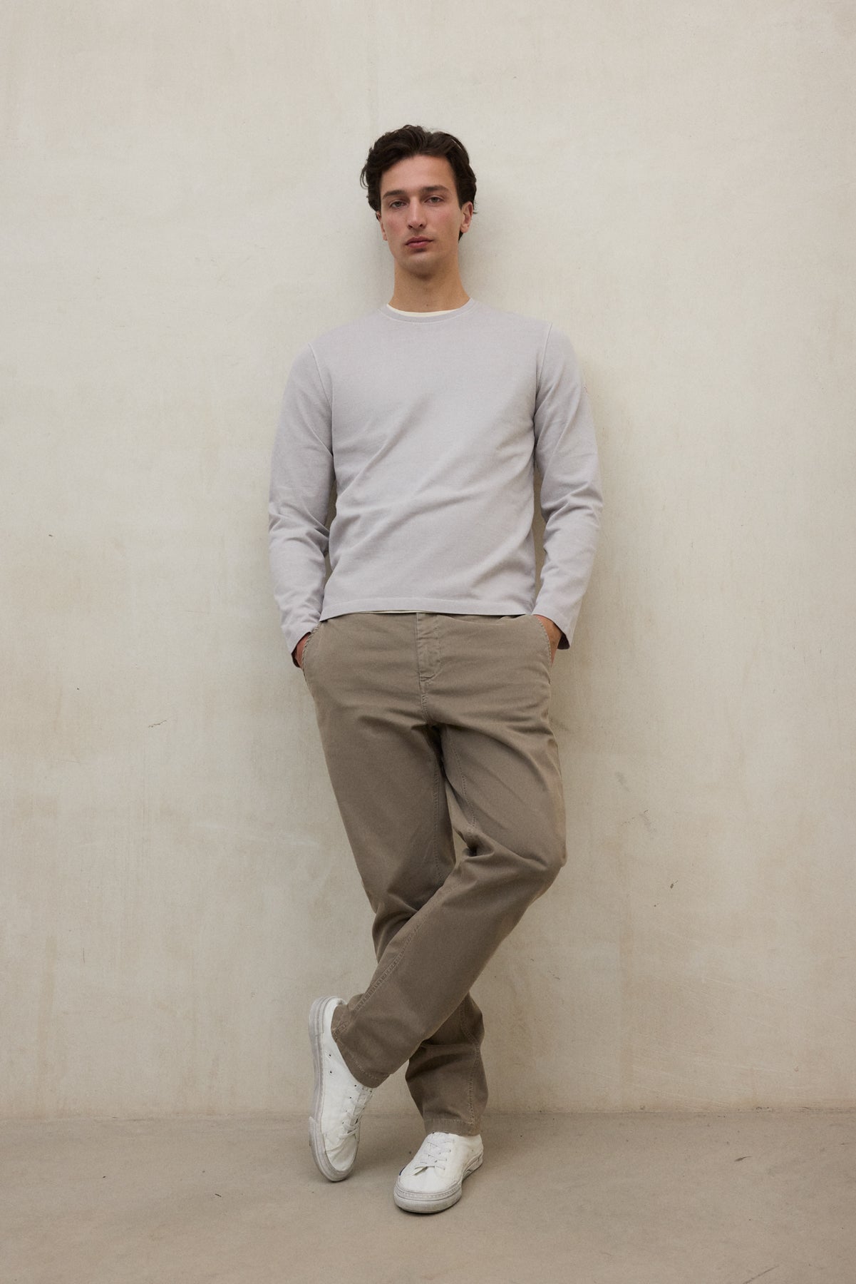 MAGLIETTA A MANICHE LUNGHE SUSTANO GRIGIO CHIARO