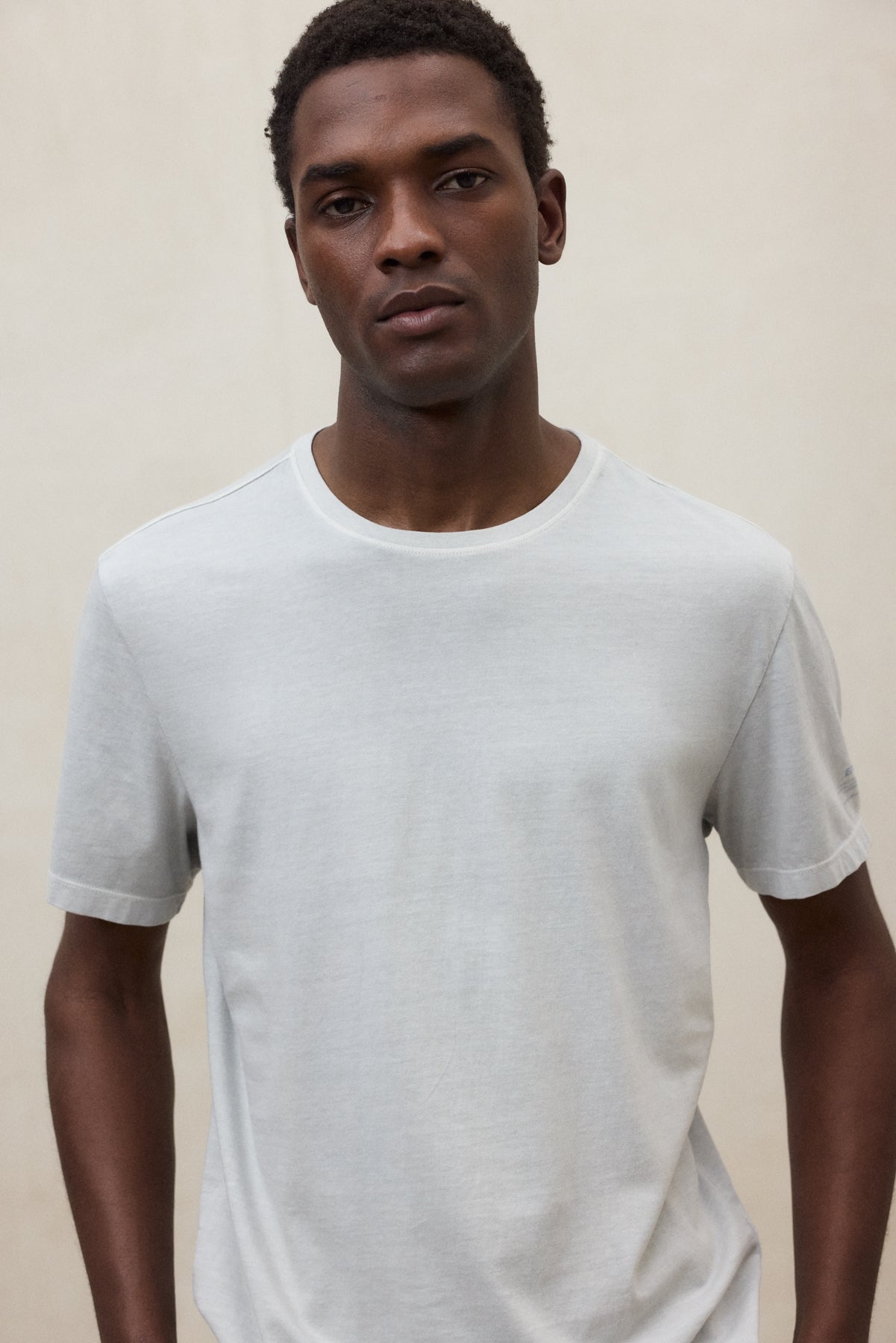 LIGHT GREY VENT T-SHIRT
