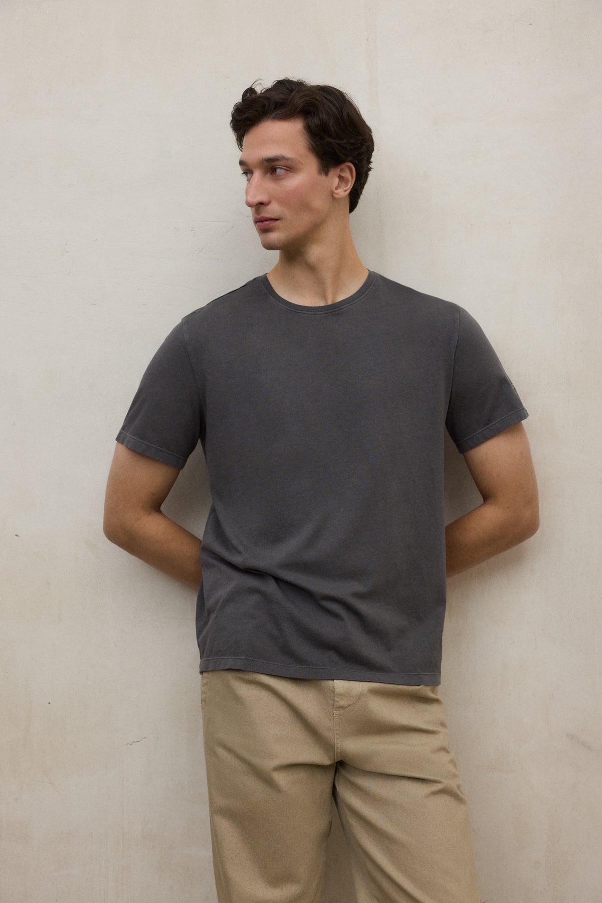 DARK GREY VENT T-SHIRT