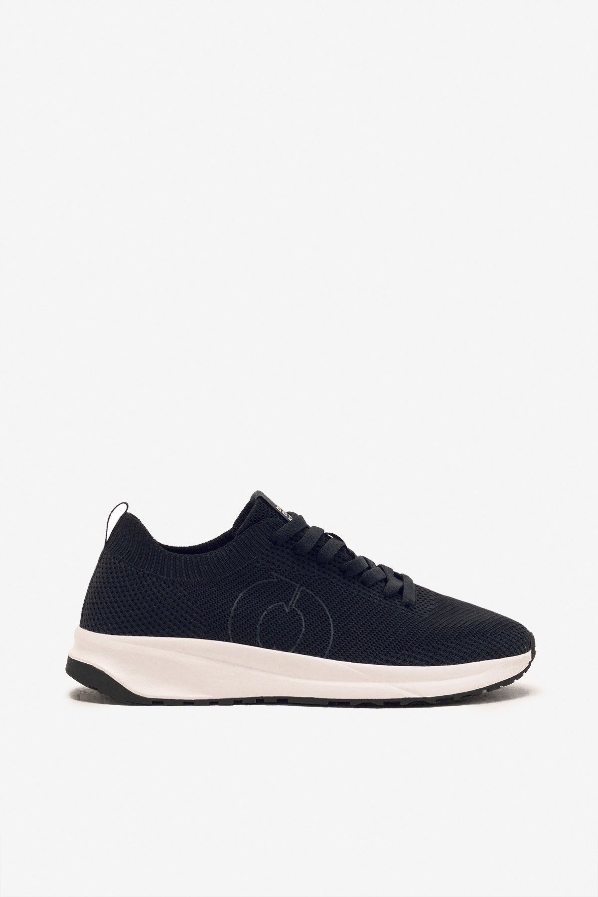 NAVY BLUE MADEIRA TRAINERS