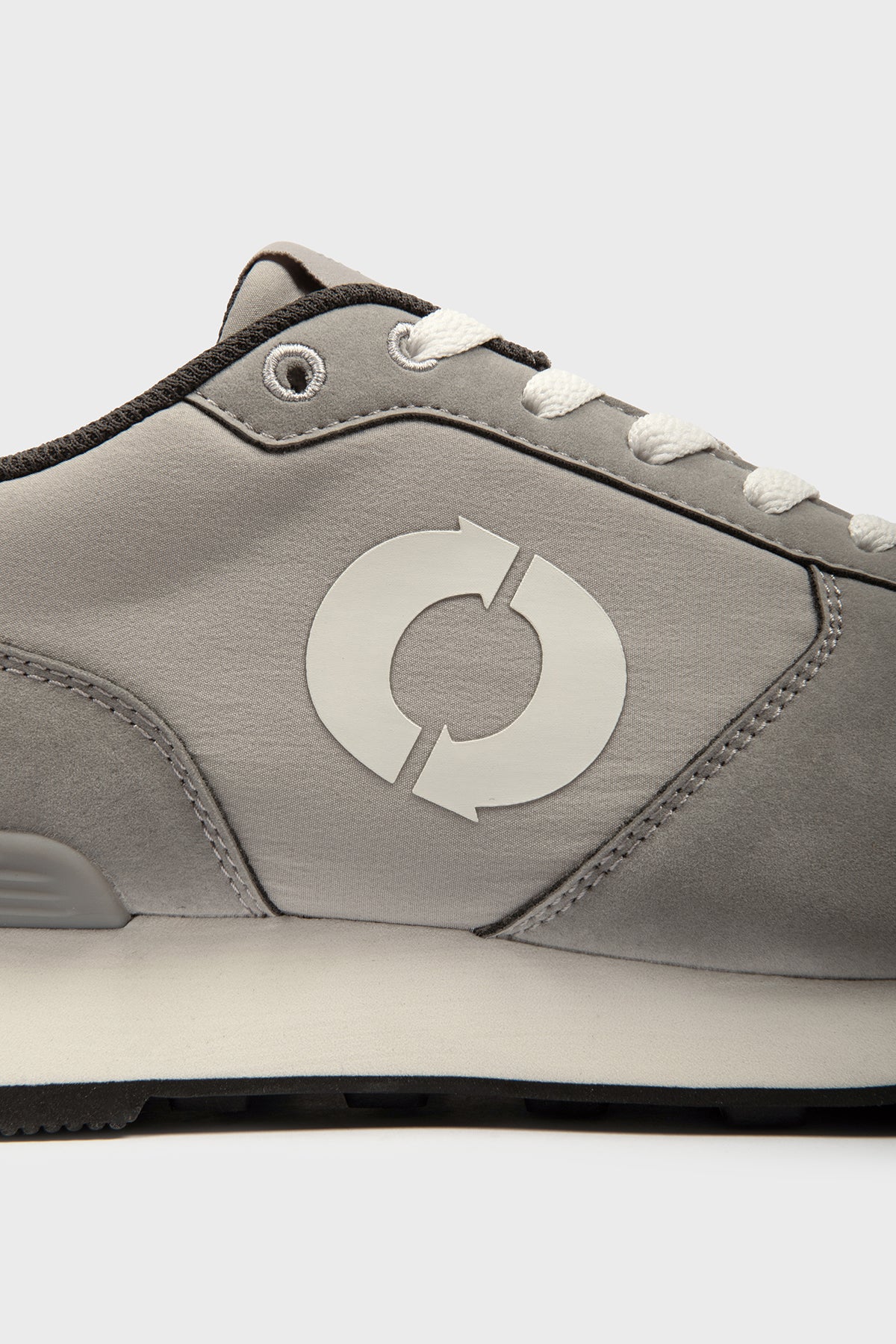SCHUHE UCLA GRAU