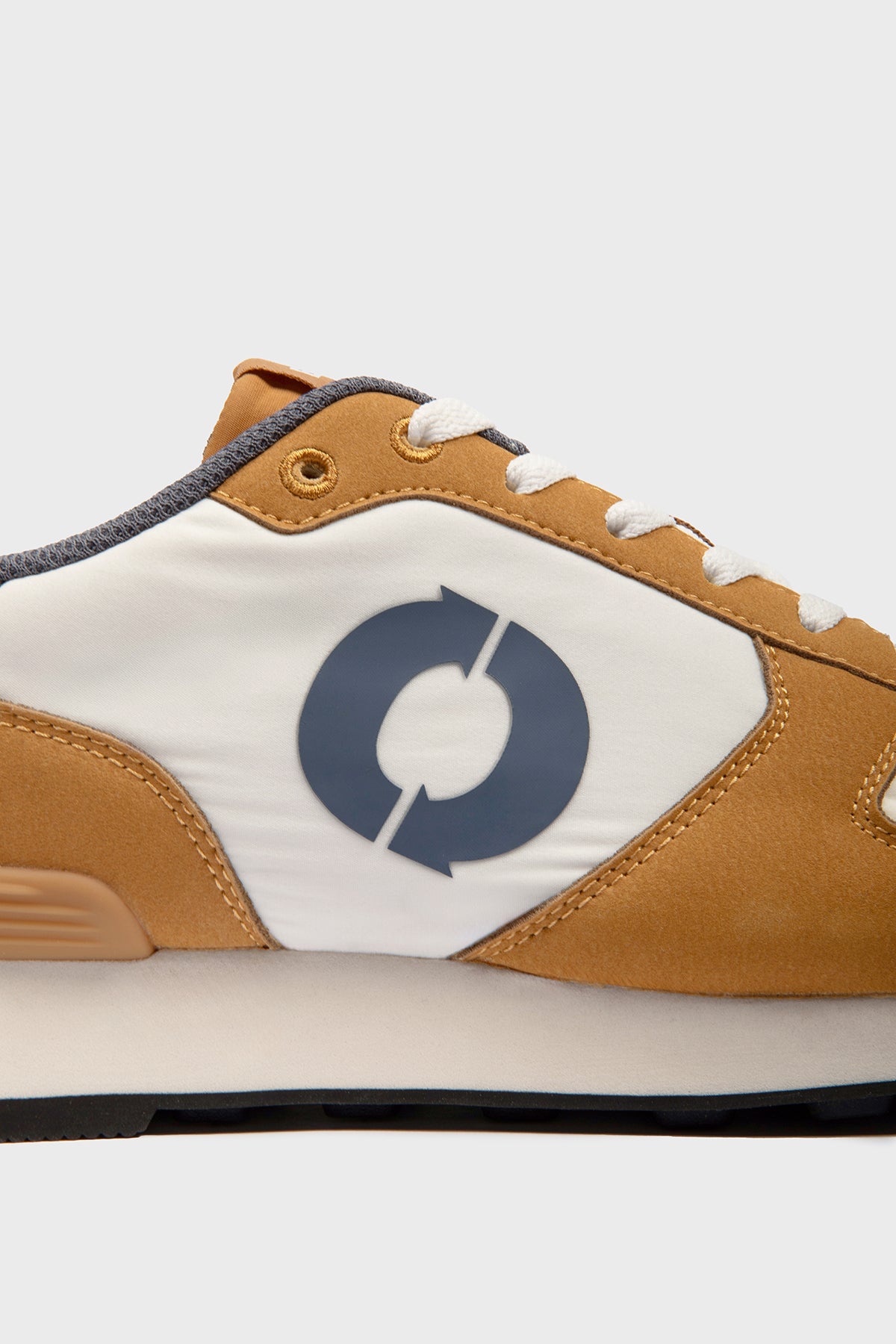 SCHUHE UCLA BEIGE UND ORANGE