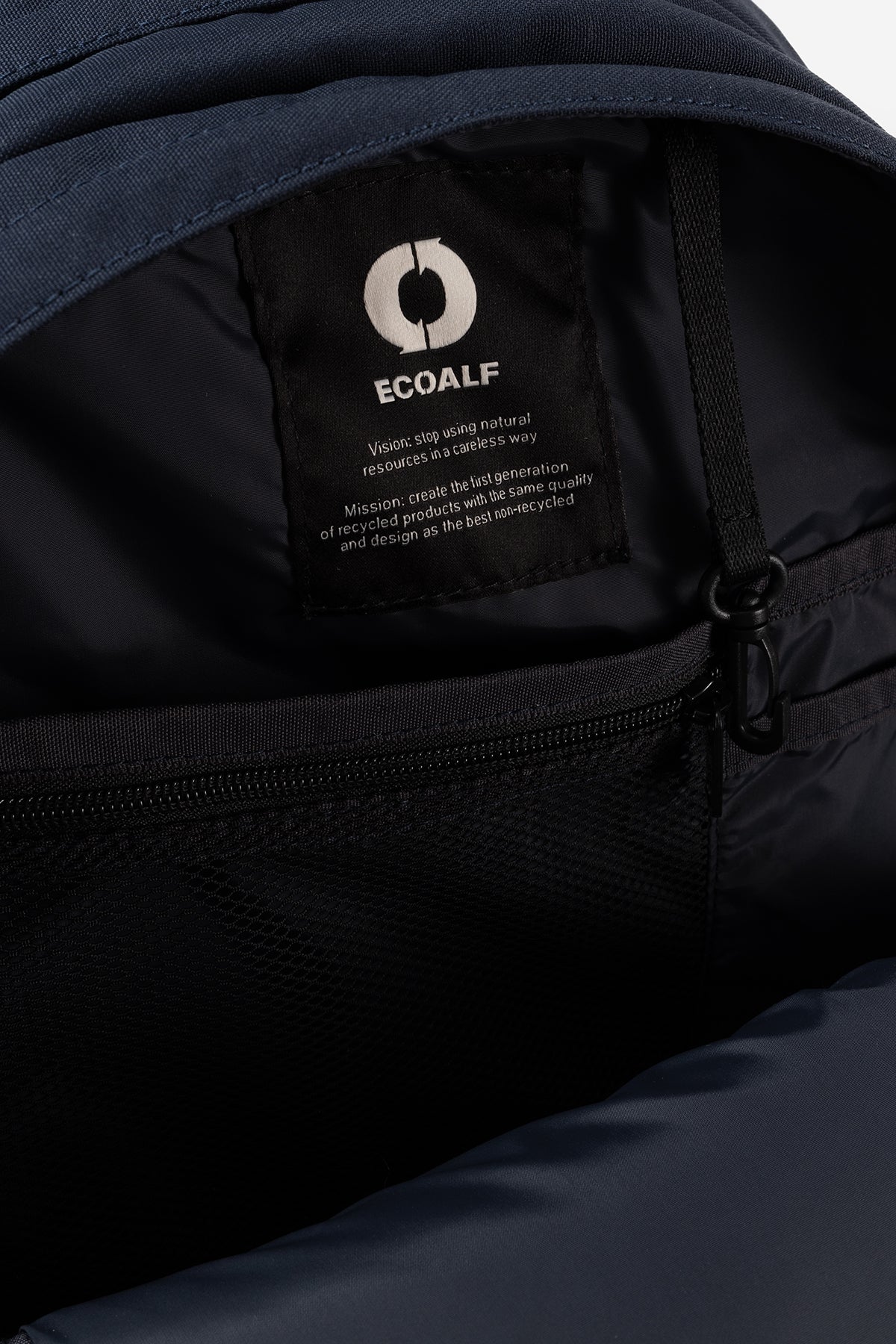 NAVY BLUE UNISEX BERGEN BACKPACK