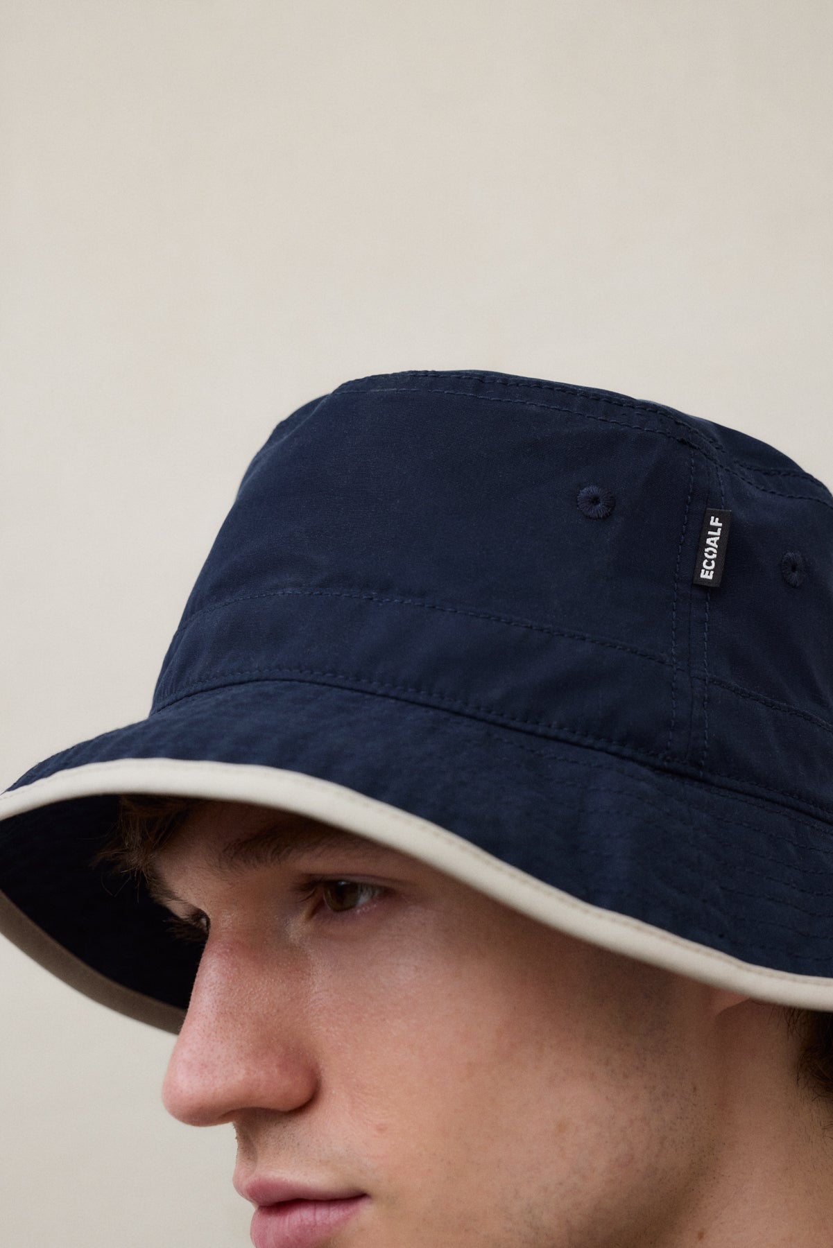NAVY BLUE UNISEX BROME BUCKET HAT