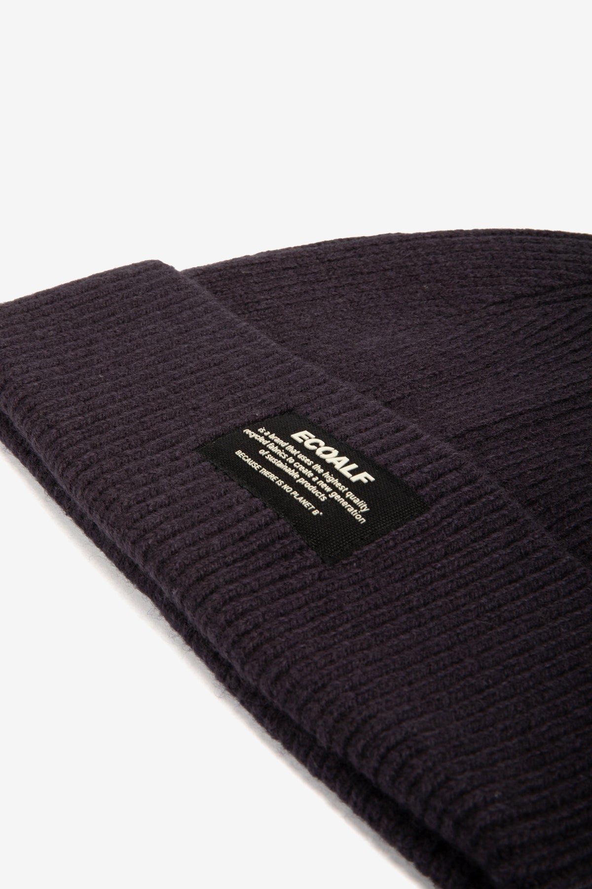 VIOLET WOOL HAT