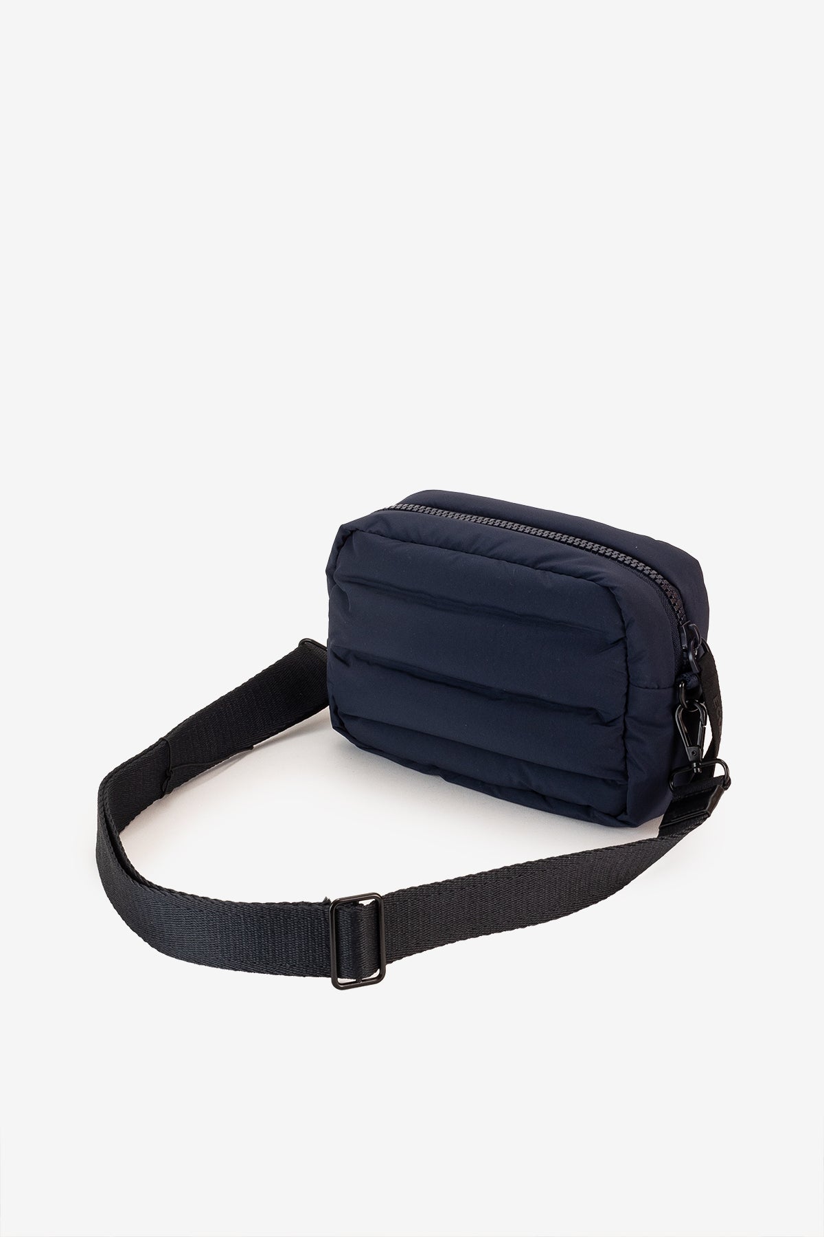 NAVY BLUE PAD SHOULDER BAG
