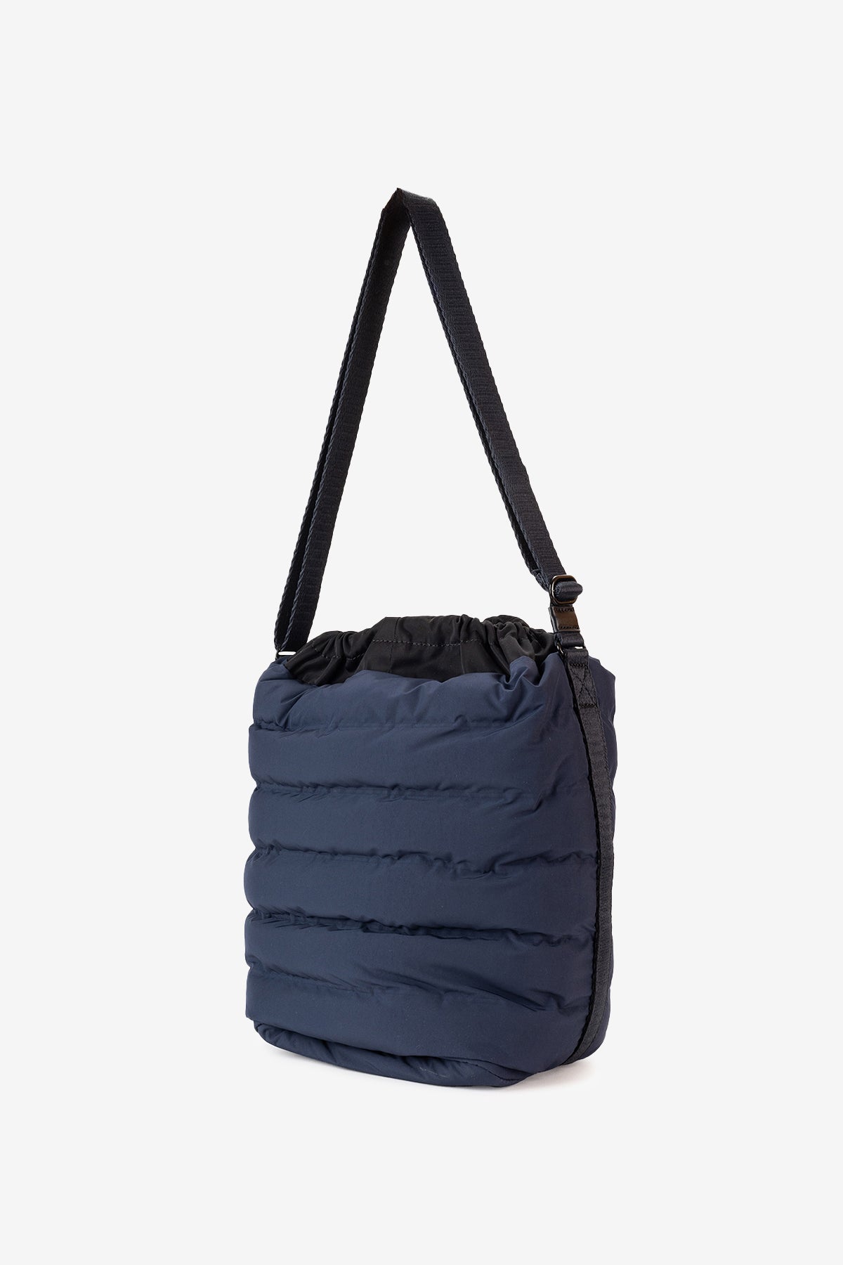 NAVY BLUE PAD BUCKET BAG