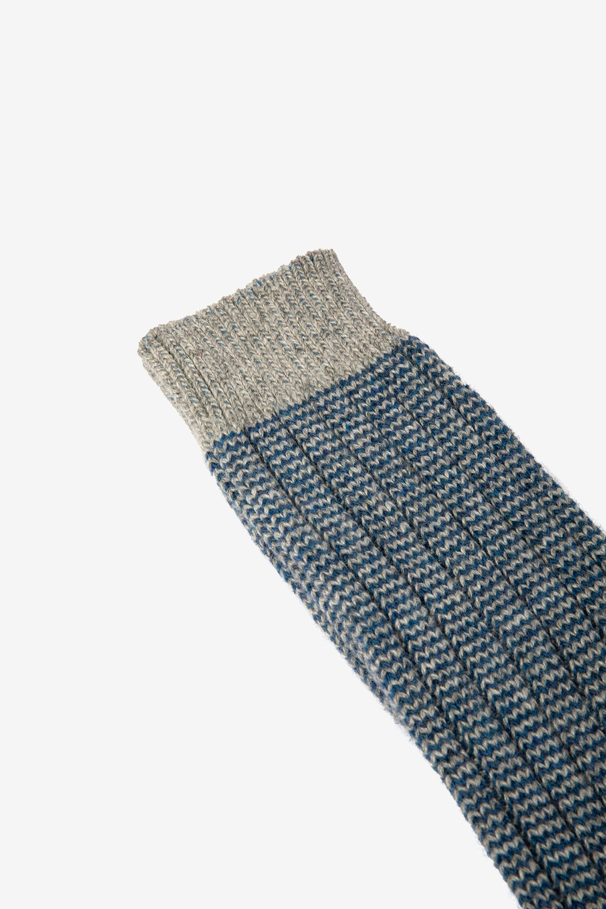 LIGHT GREY TWO-TONE SOCKS