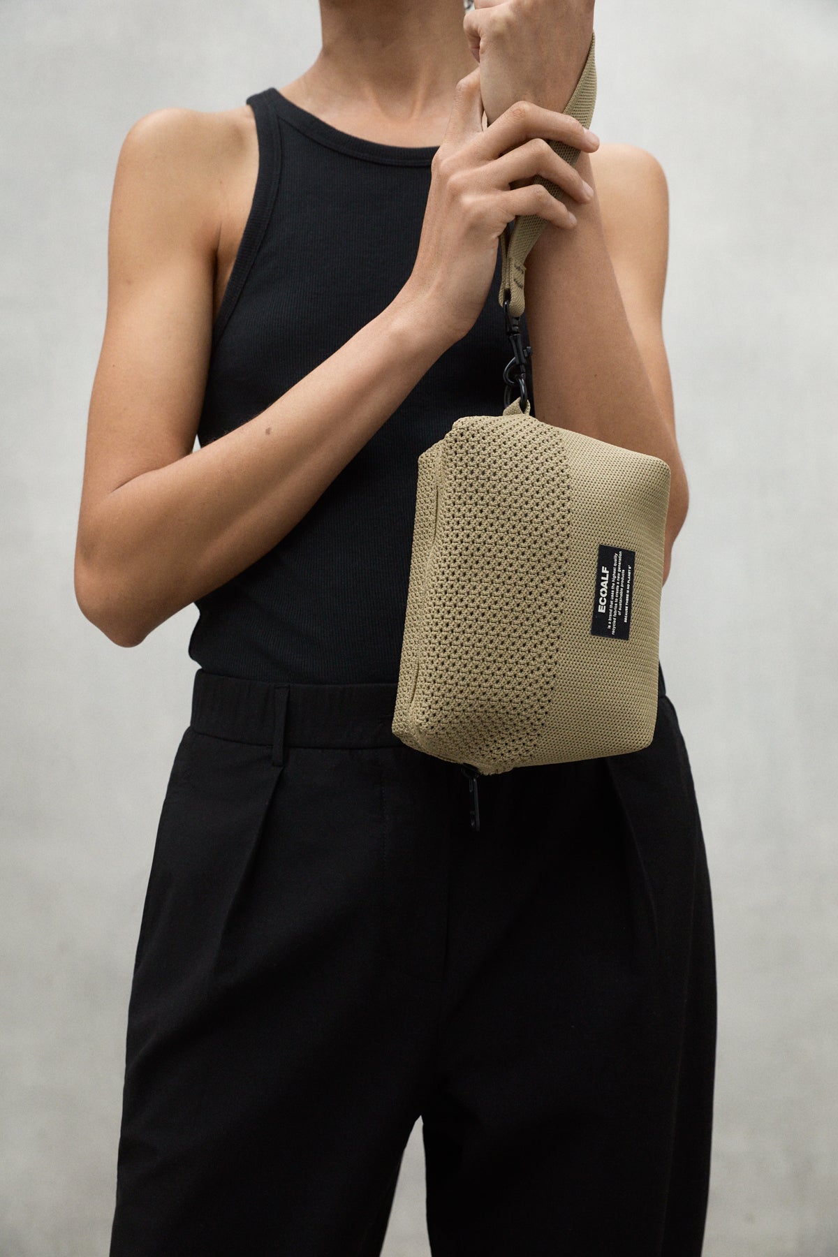 BOLSO CLUTCH TIKA MARRON