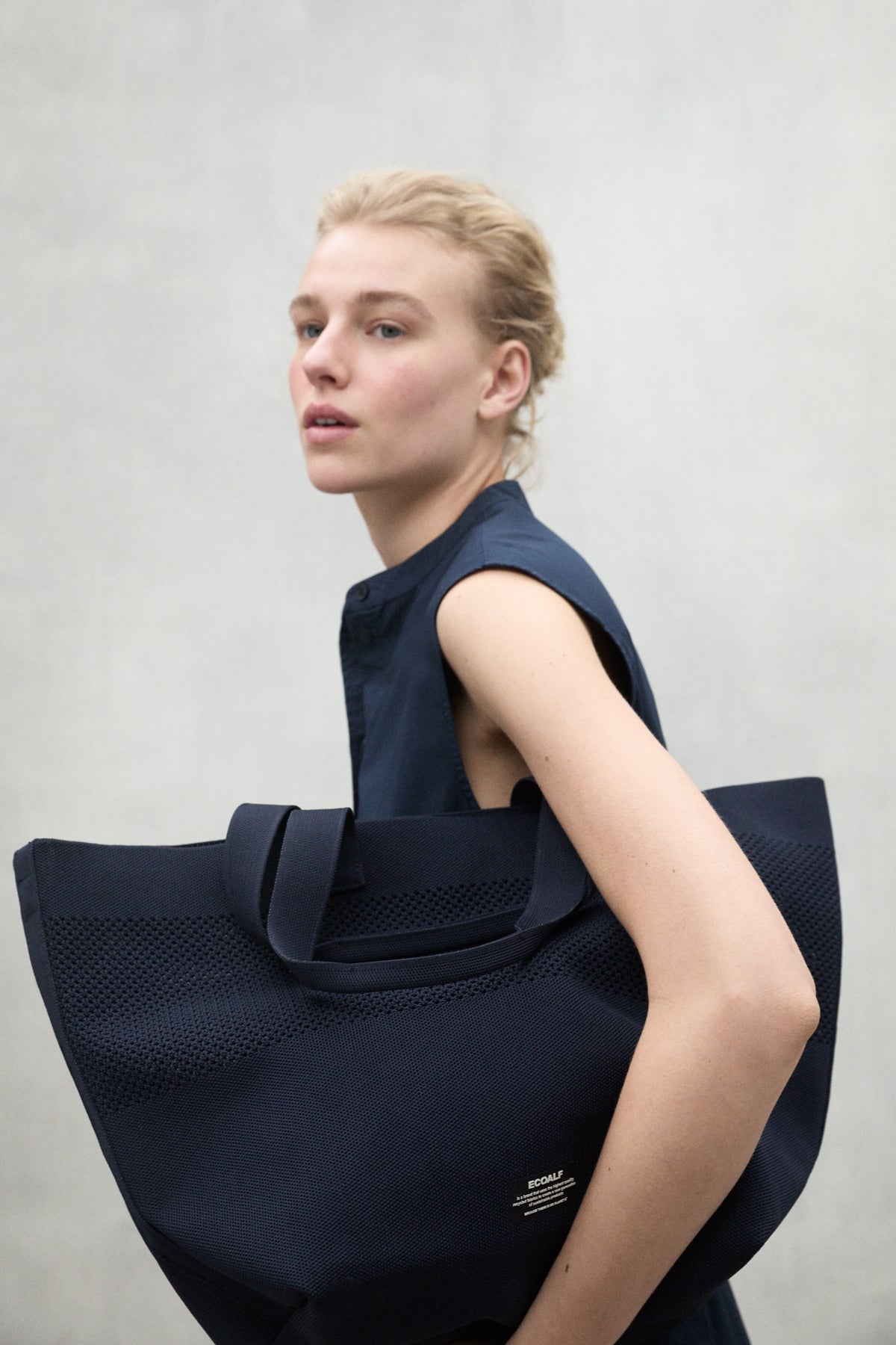 BOLSO SHOPPER TIKA GRIS OSCURO