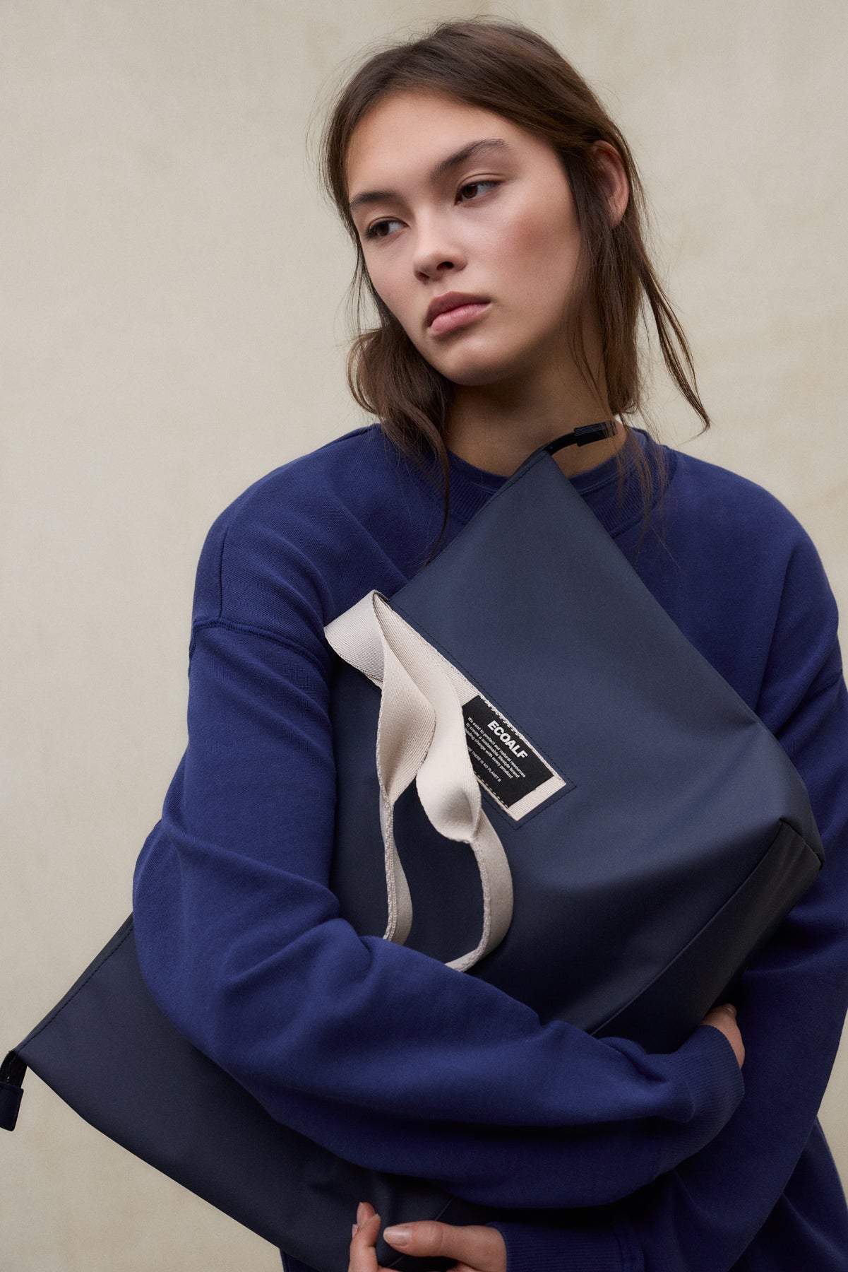 NAVY BLUE ARENY MEDIUM BAG