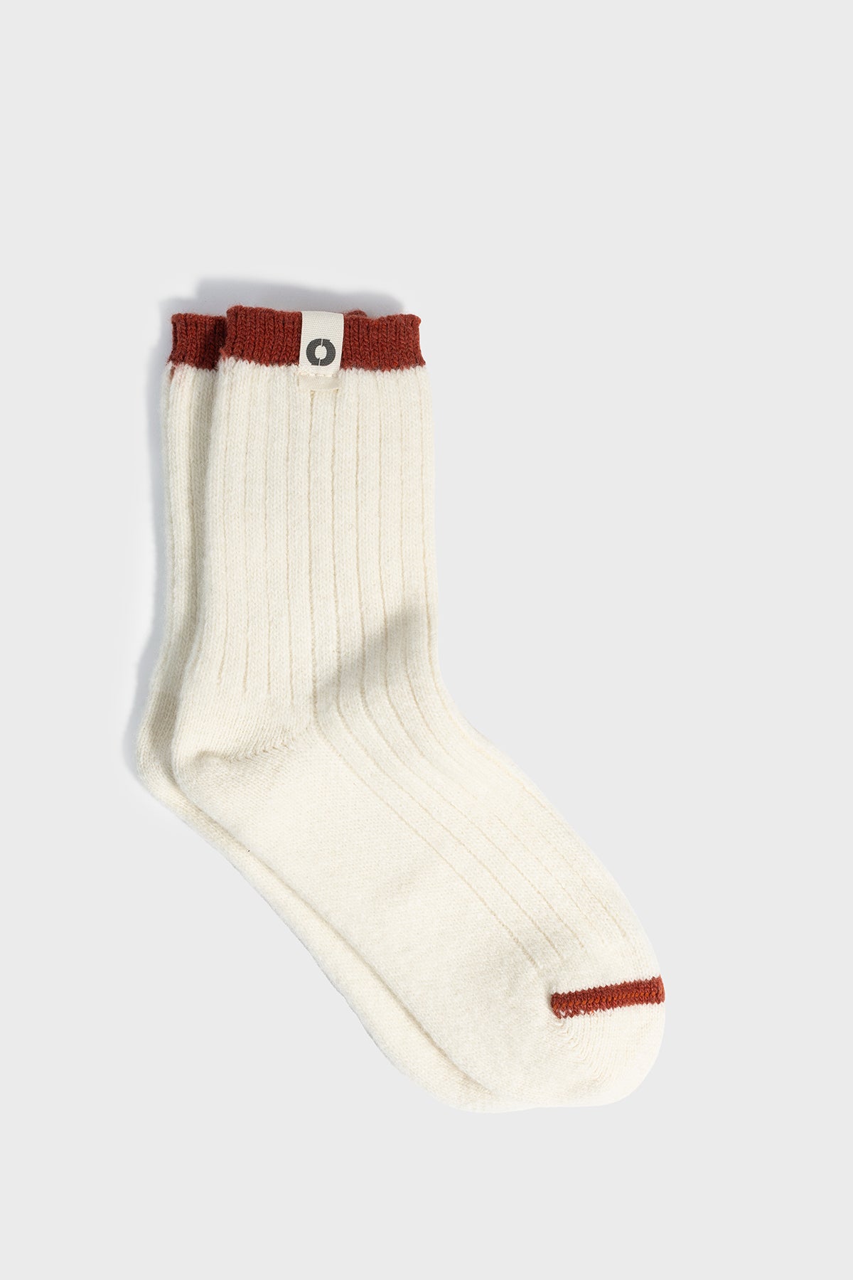 BEIGE CONTRASTE SHORT SOCKS