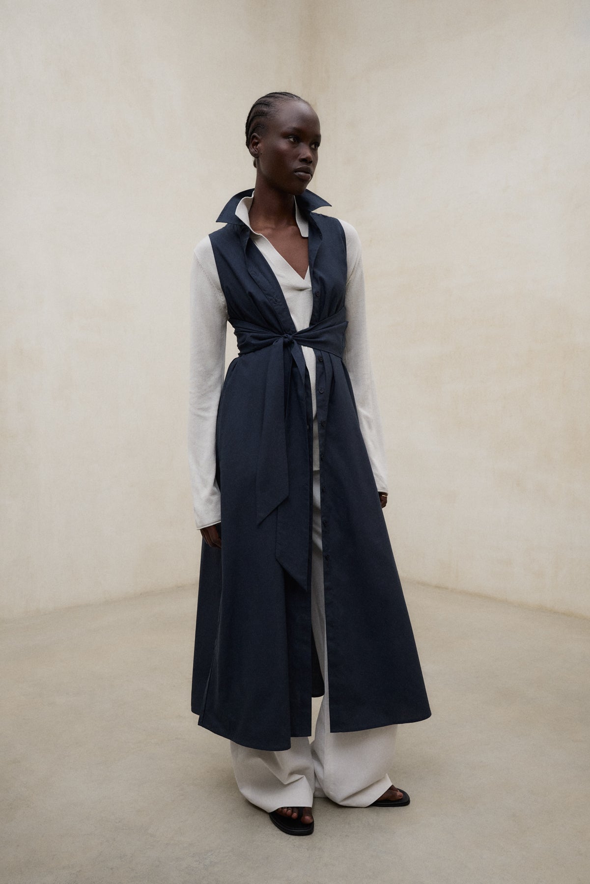 KLEID CHIARA MARINEBLAU