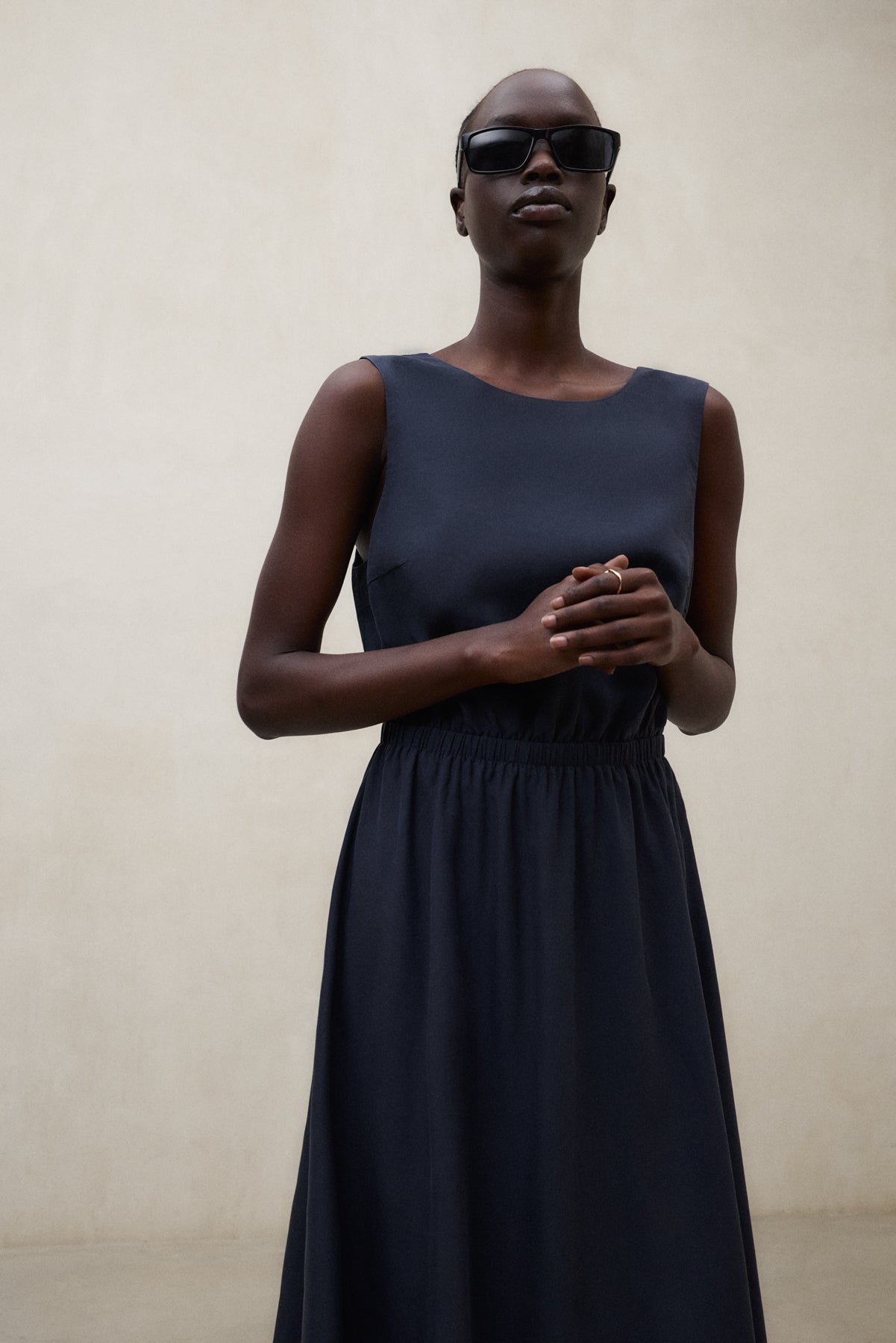 KLEID VITTORIA MARINEBLAU