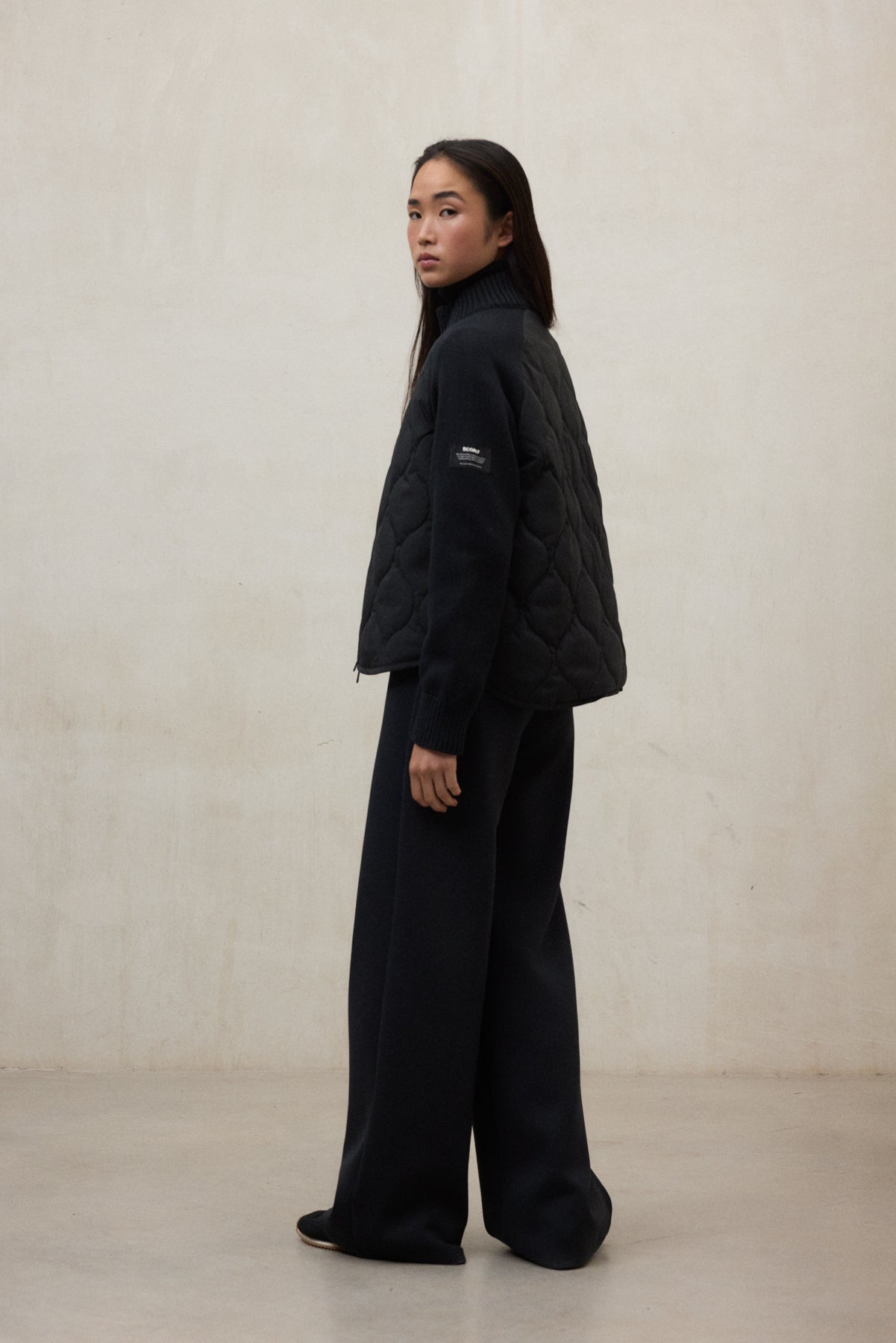 CHAQUETA GAURA NEGRA