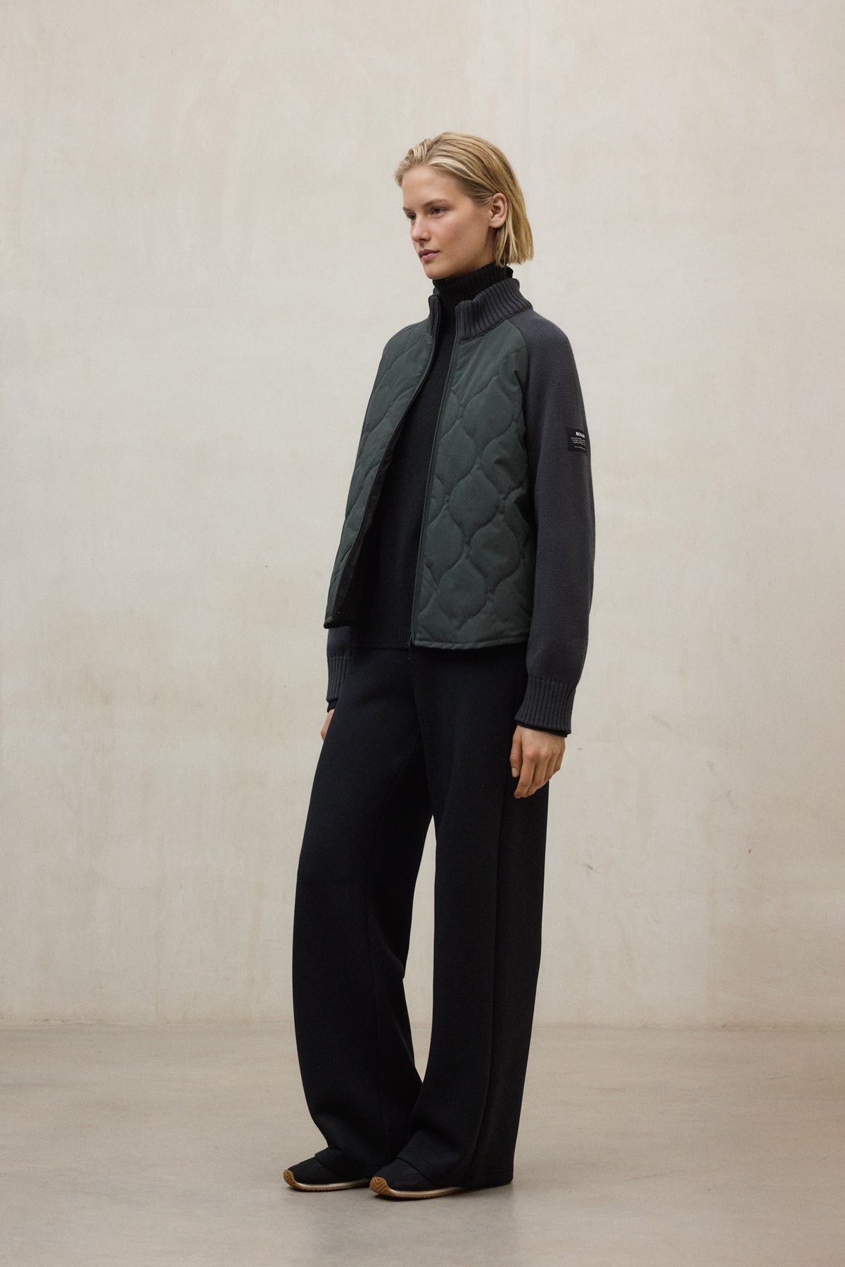 CHAQUETA GAURA VERDE OSCURA