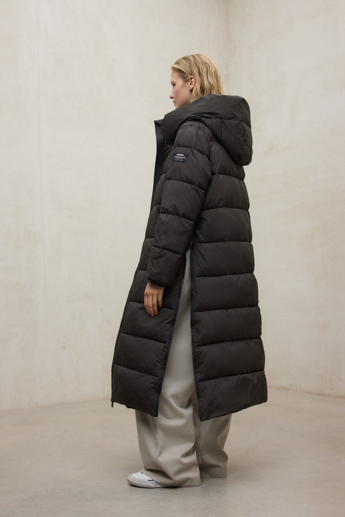 DARK BROWN ARANDA COAT