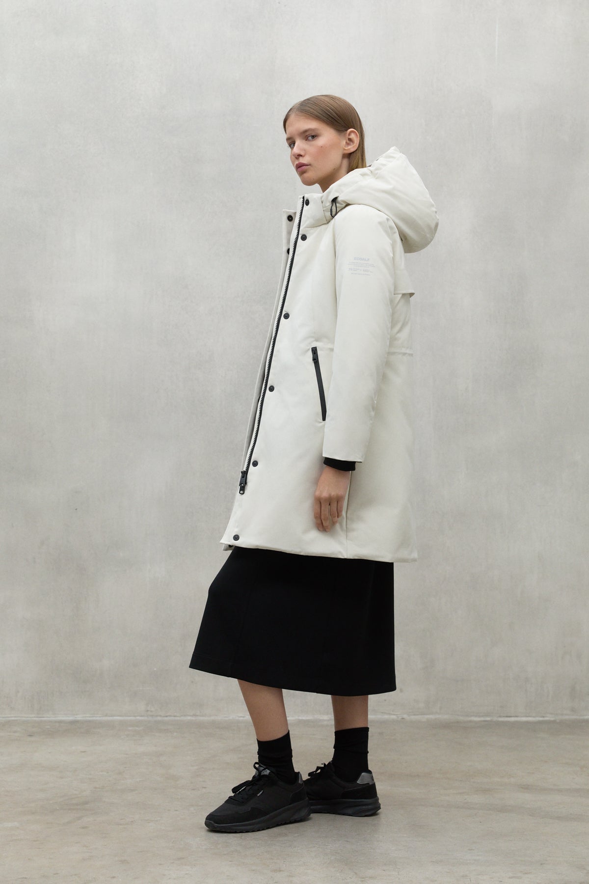 WHITE GLAMOUR COAT