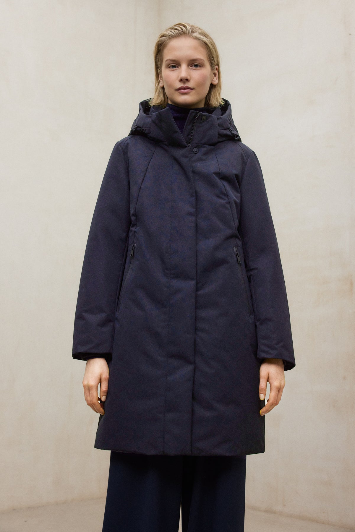 DEEP NAVY GLAMOUR COAT