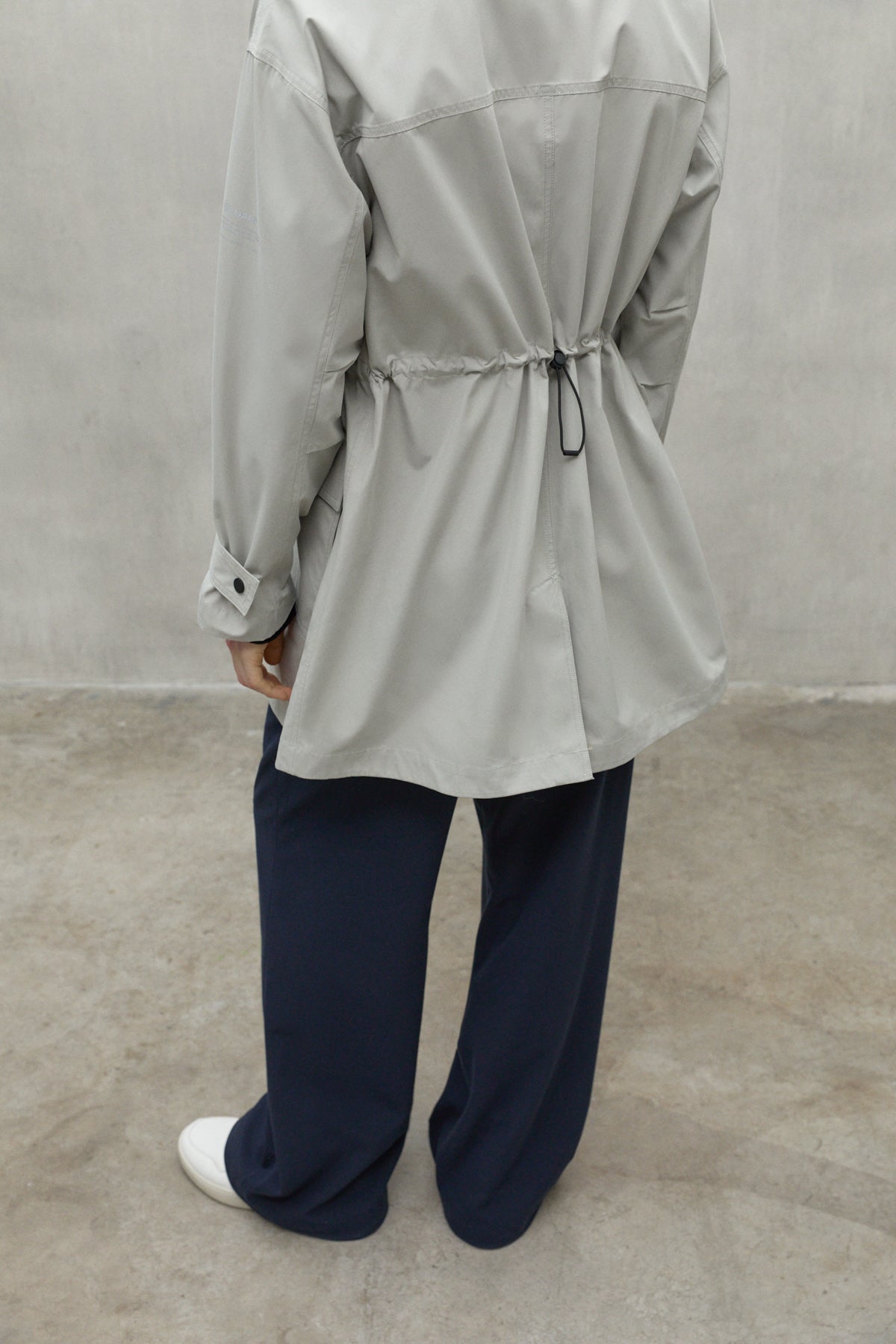 CHAQUETA HOKAI BLANCA