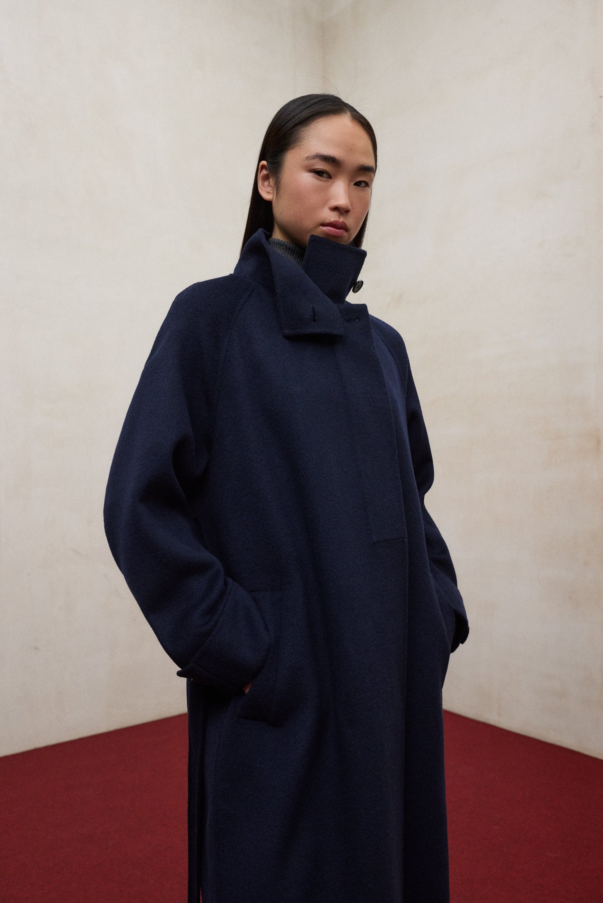 NAVY BLUE LORA COAT