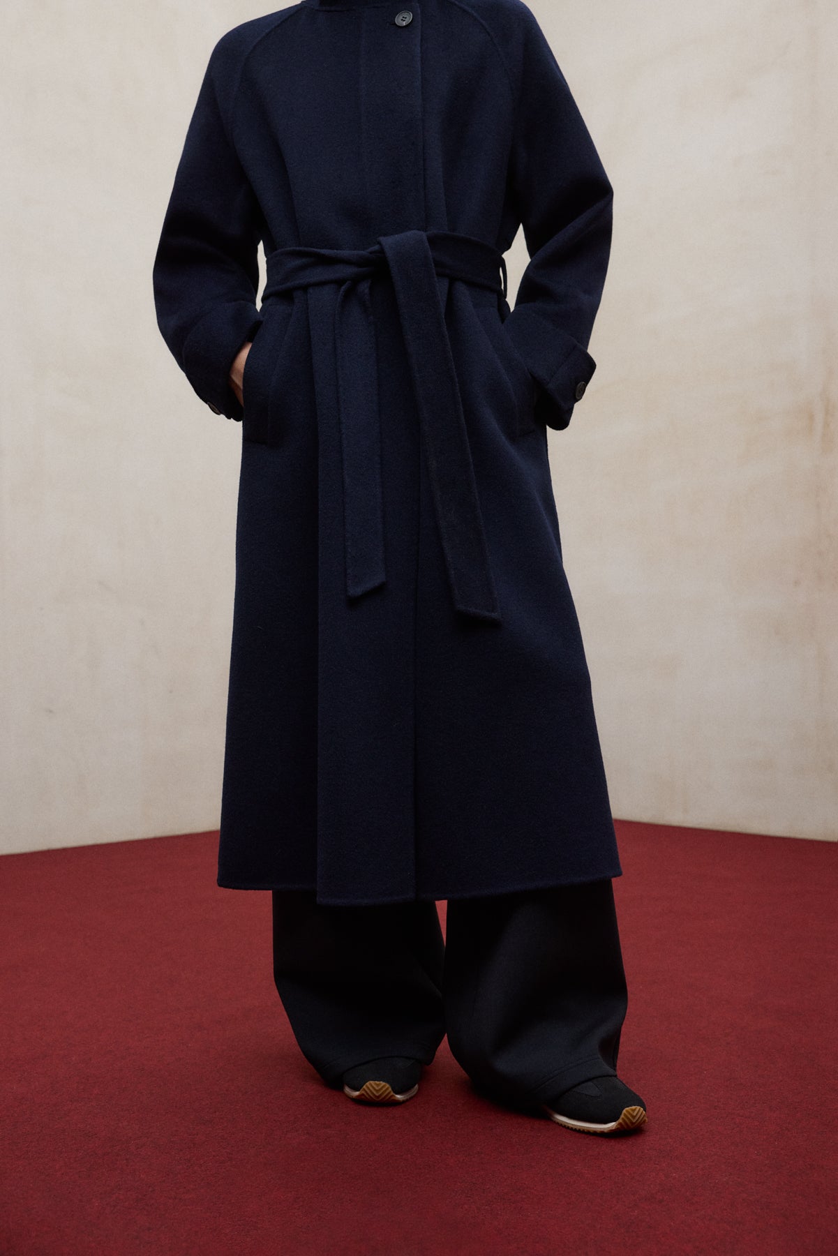 NAVY BLUE LORA COAT