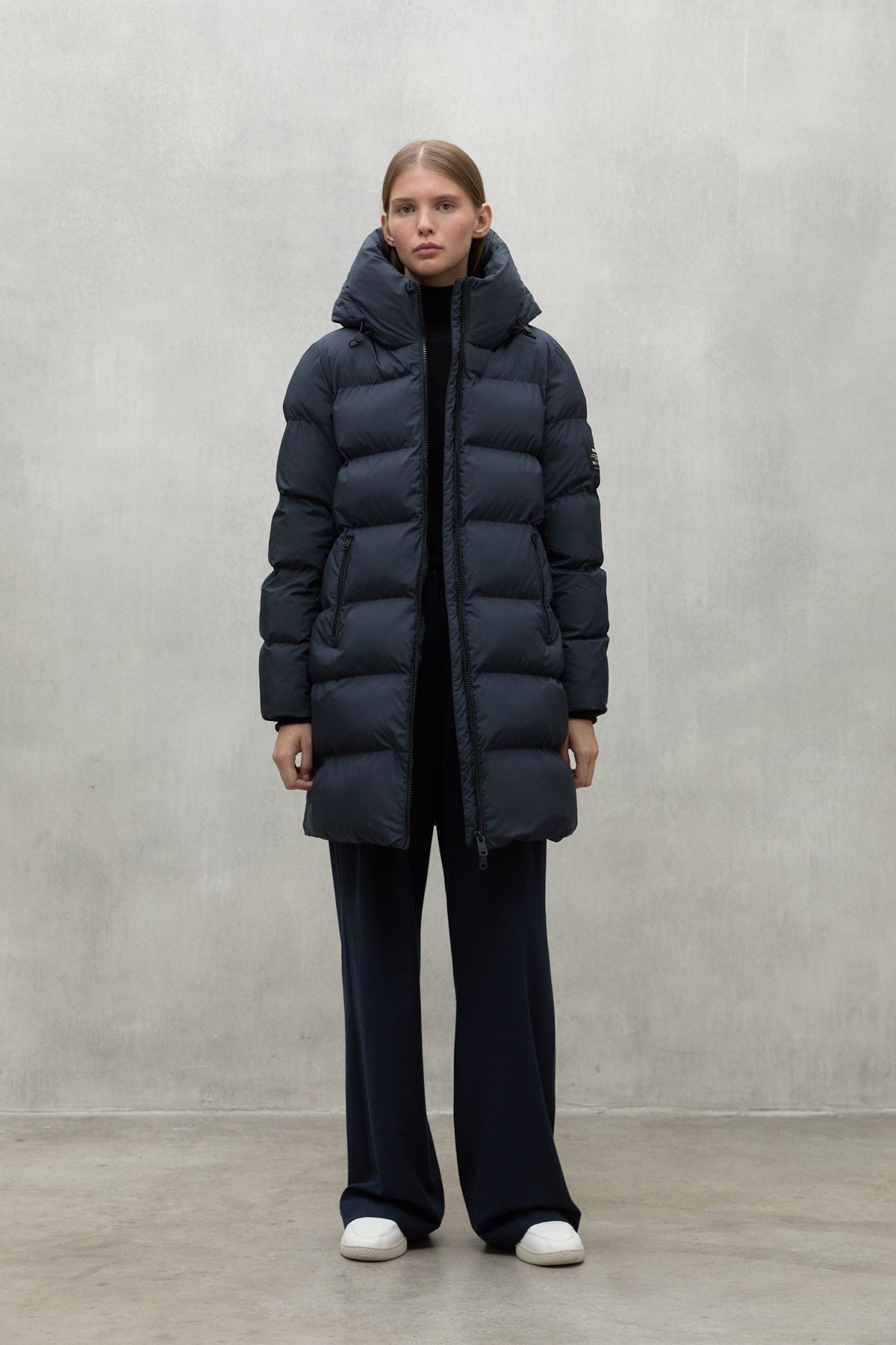 NAVY BLUE MANLIE COAT 
