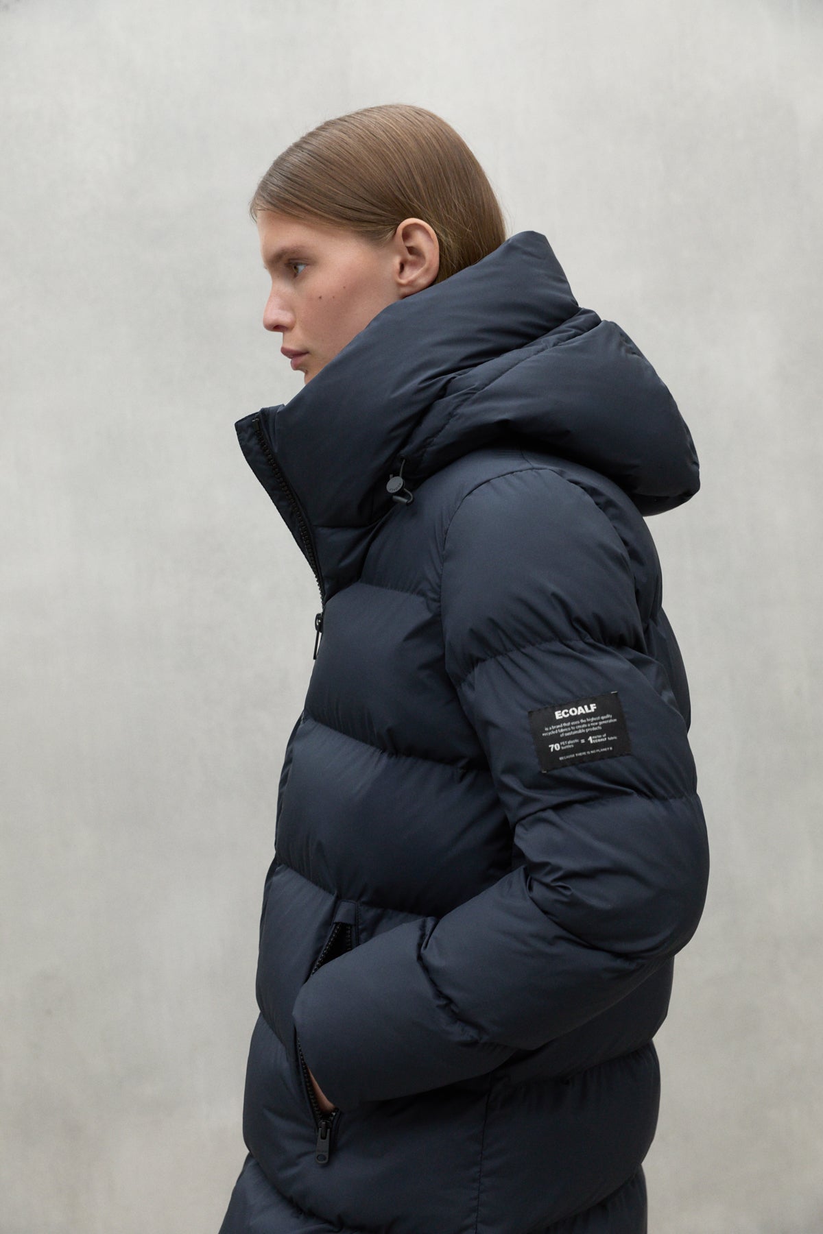NAVY BLUE MANLIE COAT 