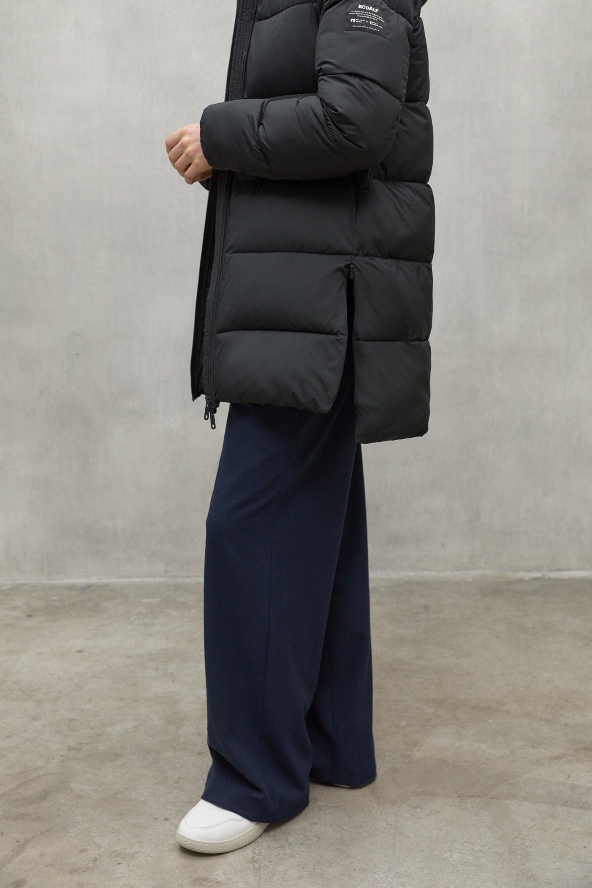 MANTEL MARANGU SCHWARZ